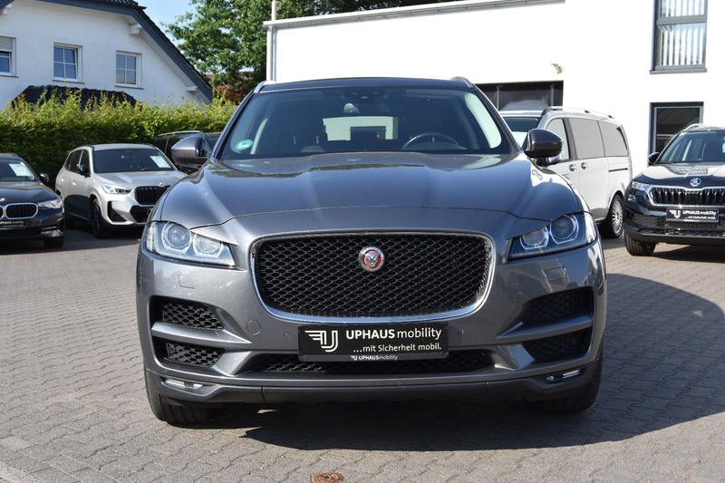 Jaguar F-Pace F-PACE Prestige AWD*Panorama*20"Alu*Leder* — photo 2