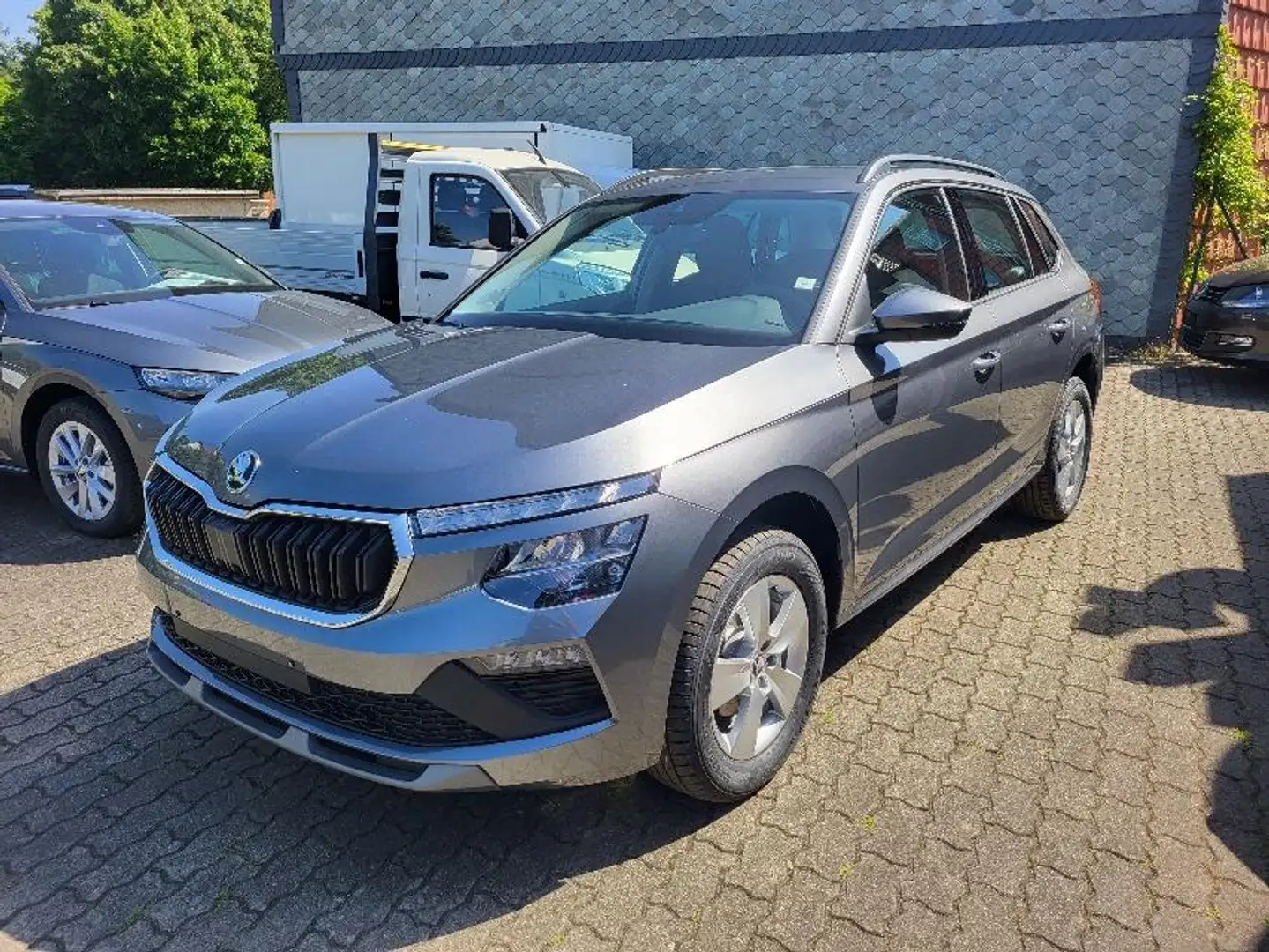 Skoda Kamiq 1.5 TSI 130 JAHRE+KAMERA+LINK+5J.GARANTIE+ Grigio - 1