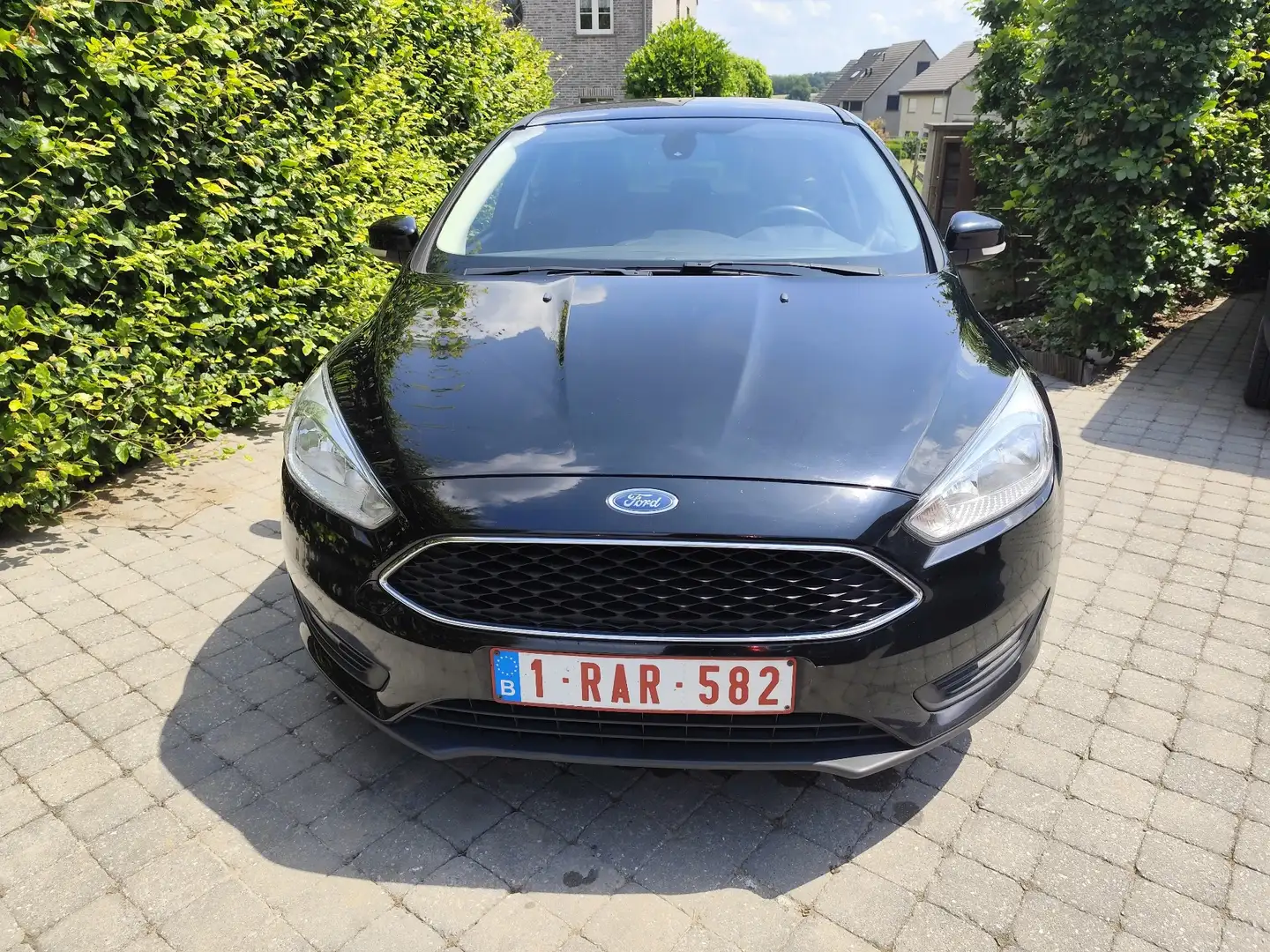 Ford Focus Turnier 1.0 EcoBoost Start-Stopp-System Business E Negro - 2