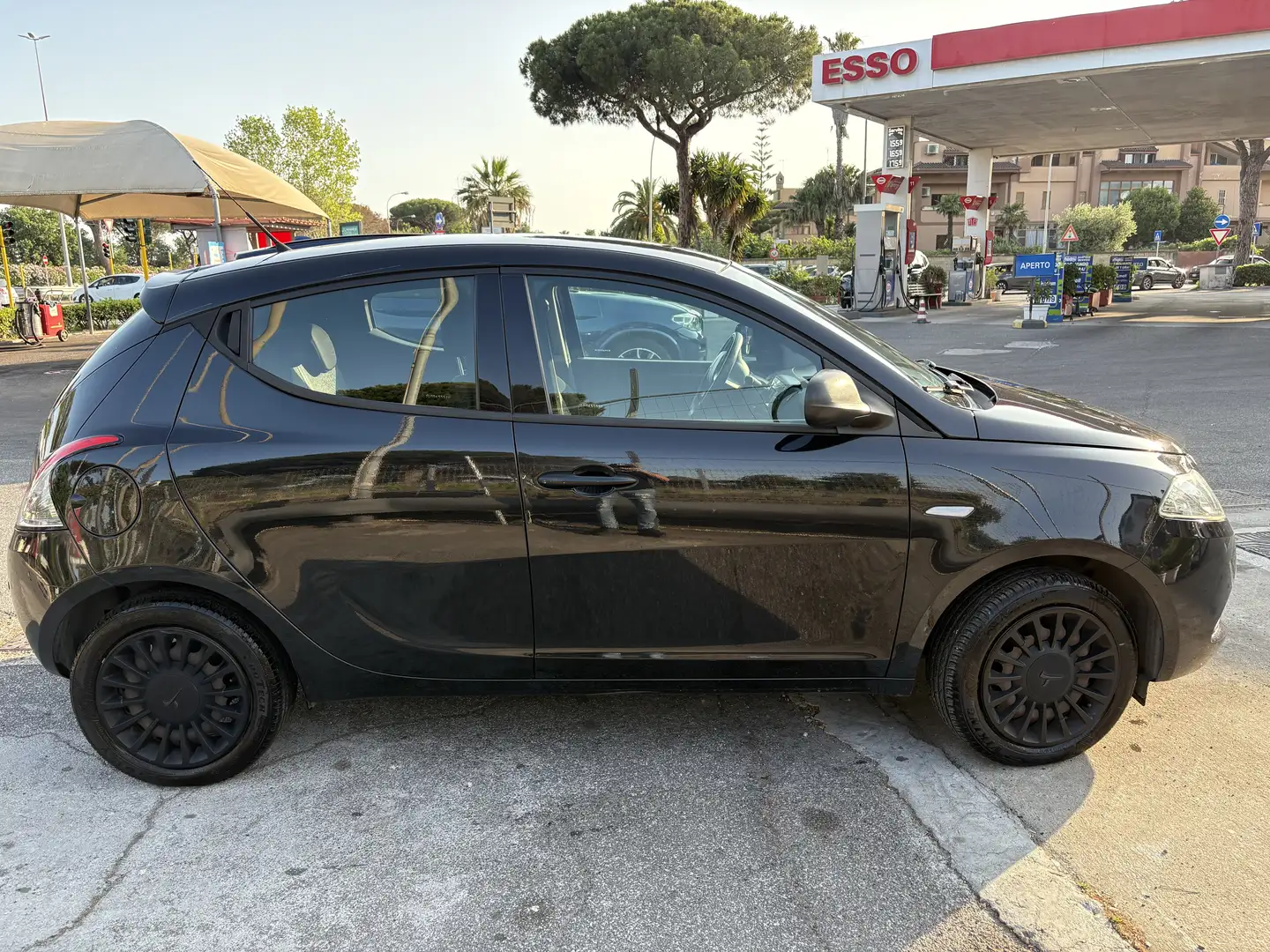 Lancia Ypsilon 1.2 Elefantino Blu ecochic Gpl 69cv my19 - 1
