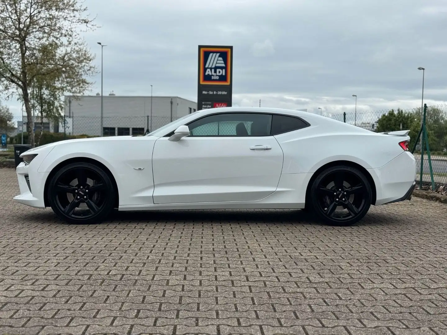 Chevrolet Camaro SS Coupé V8 Handschaltung Bílá - 2