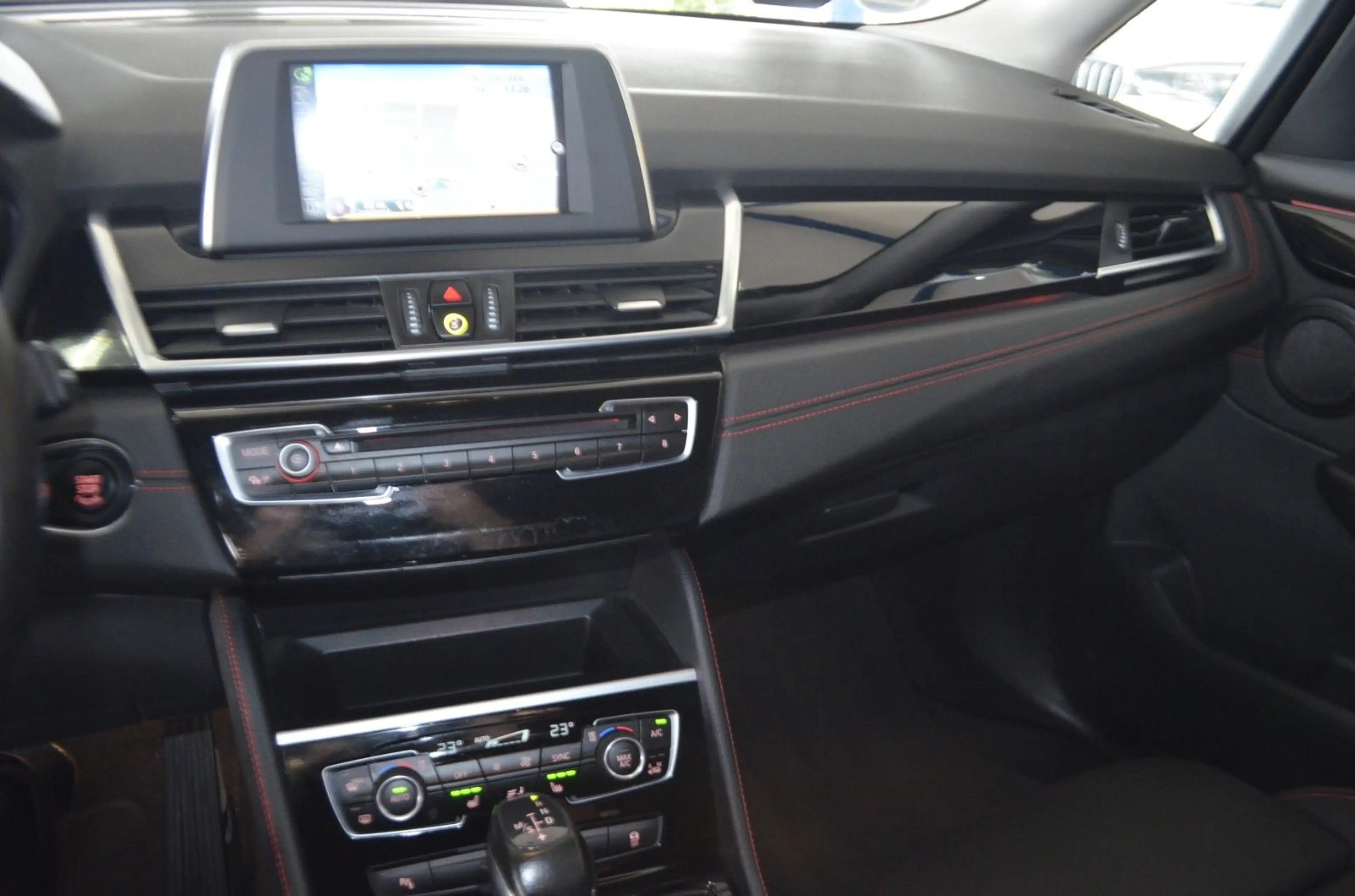 BMW 220 Active Tourer Sport Line AUTOMATIK / XENON — photo 15