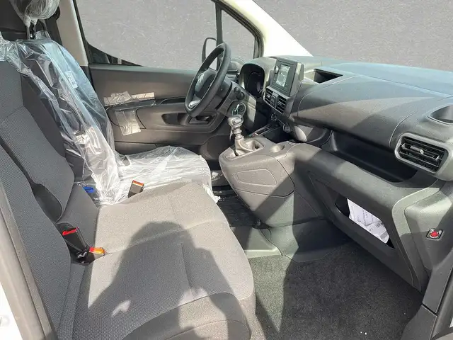 Citroen Berlingo view 4