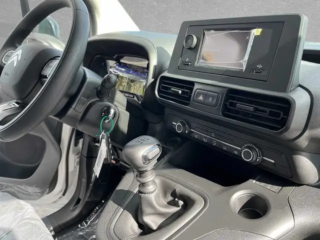Citroen Berlingo view 5
