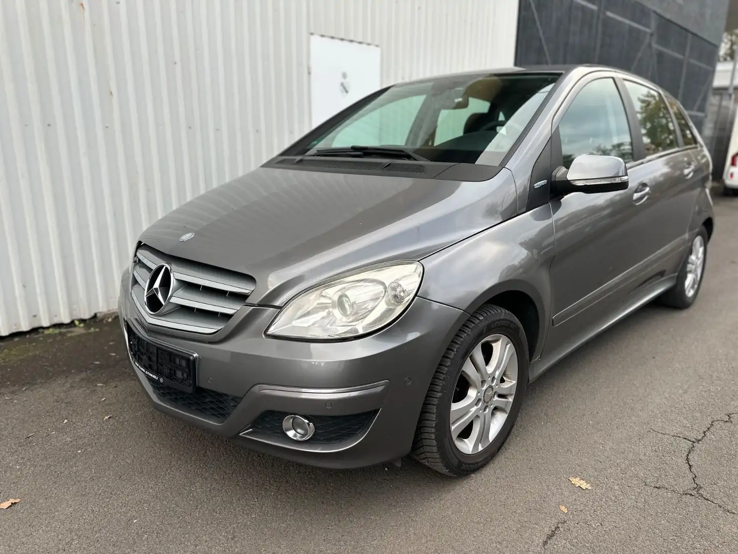 Mercedes-Benz B 160 *2.Hand*77000km*top Zustand* Grau - 1