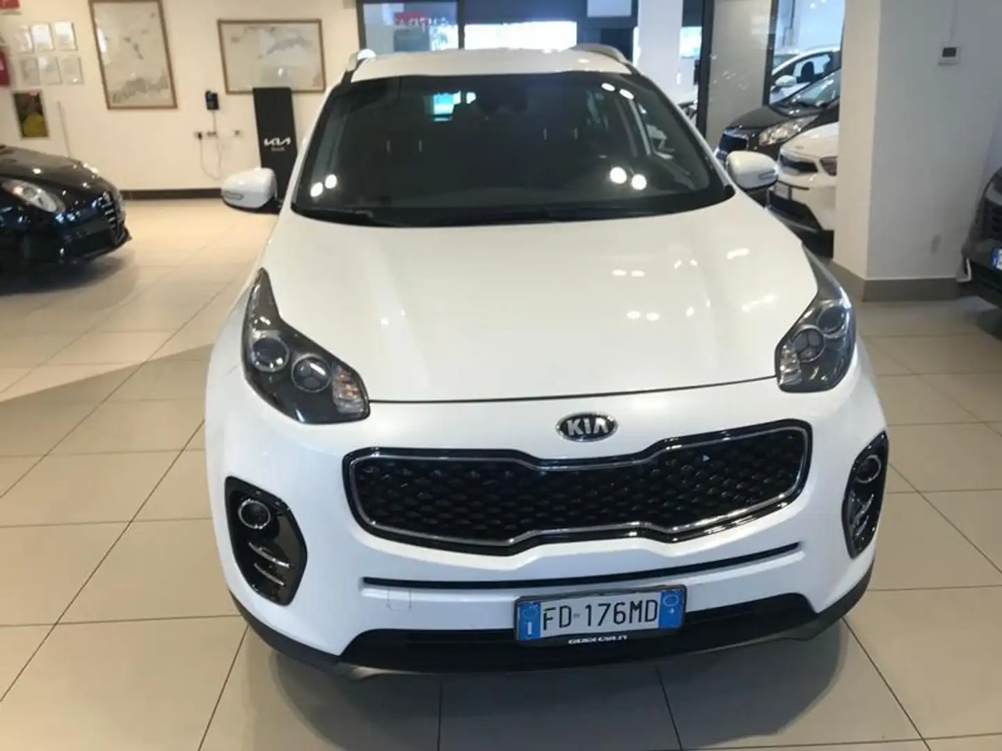 Kia Sportage 1.7 CRDI 2WD Class Bianco - 2