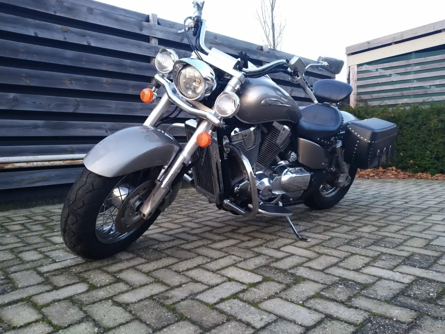 Honda VTX 1800 Beige - 2