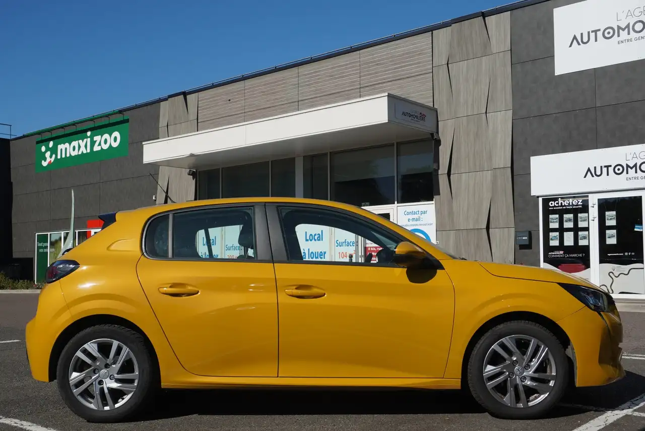 Peugeot 208 208 — photo 4