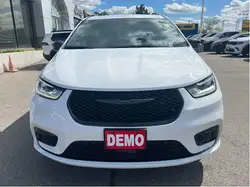 Chrysler Pacifica 2026
