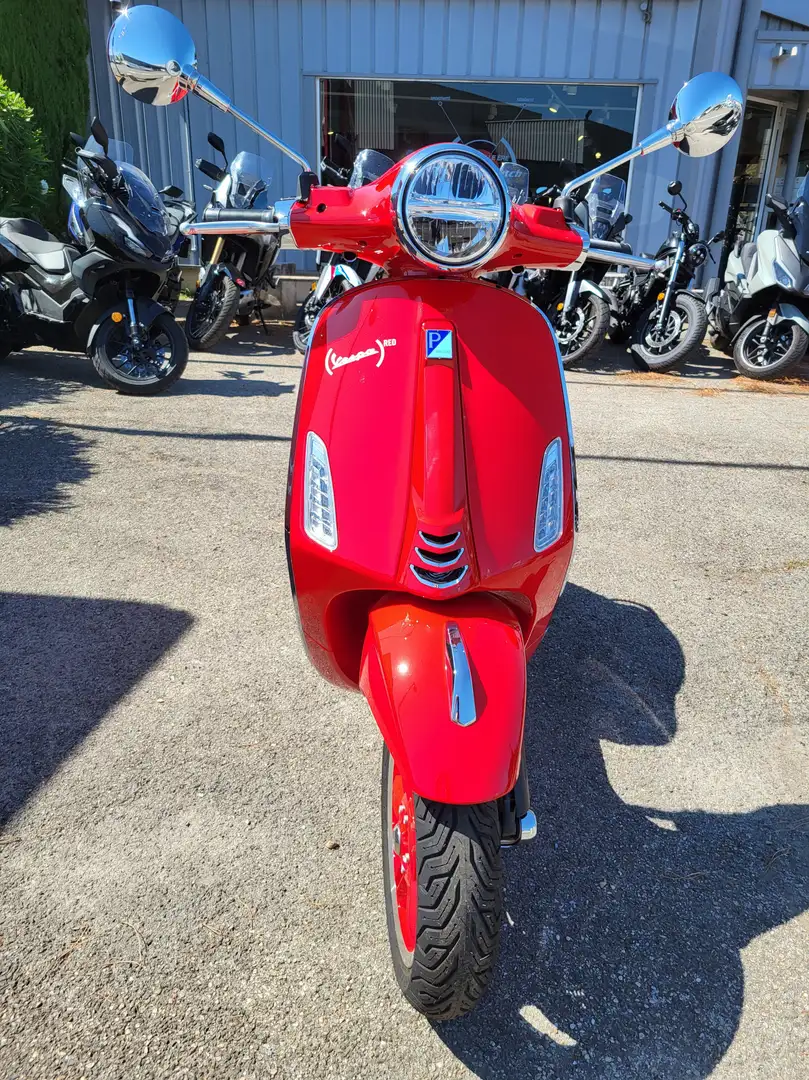 Vespa Primavera 125 Rosso - 2