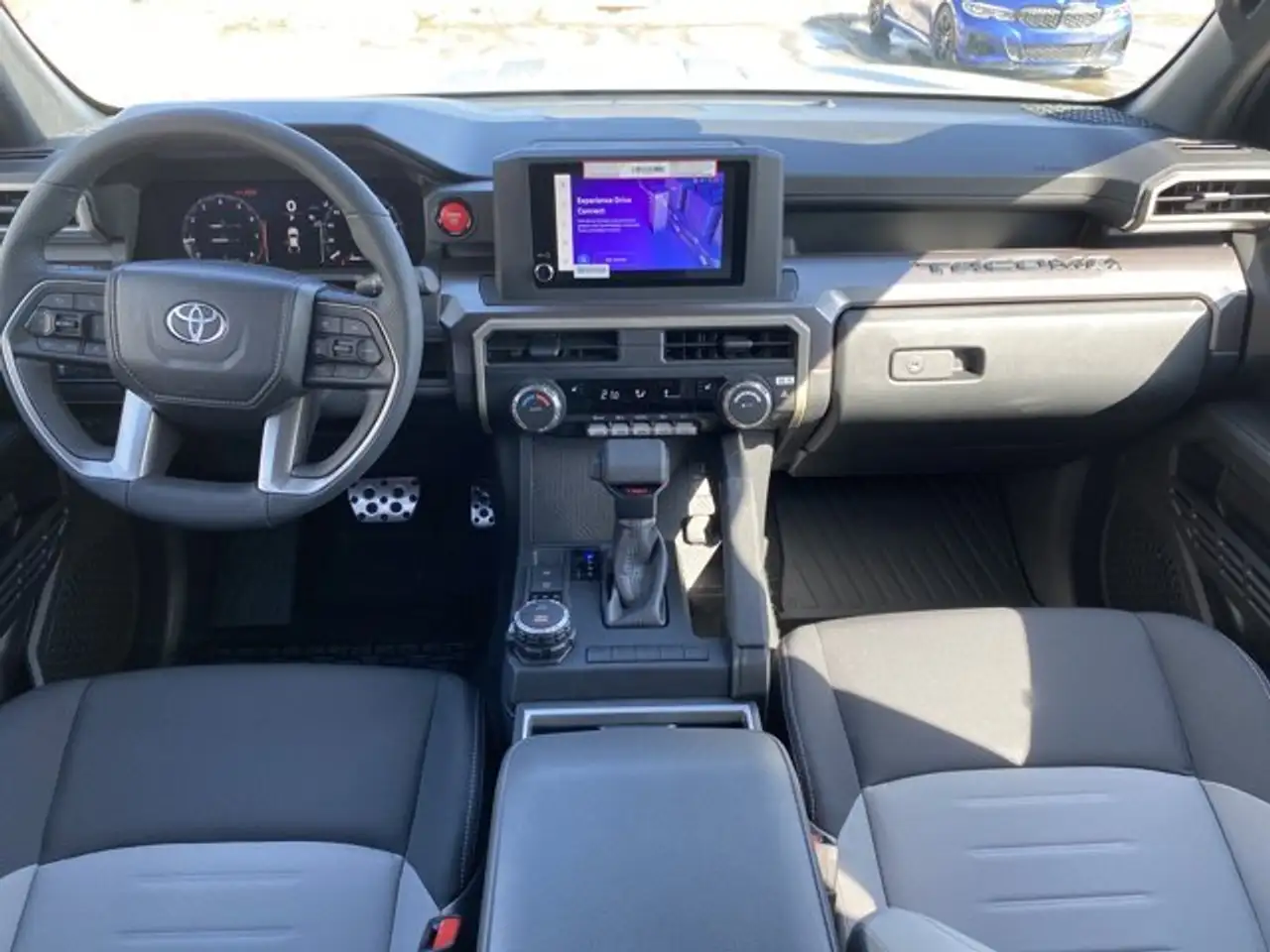 Toyota Tacoma снимка Toyota Tacoma