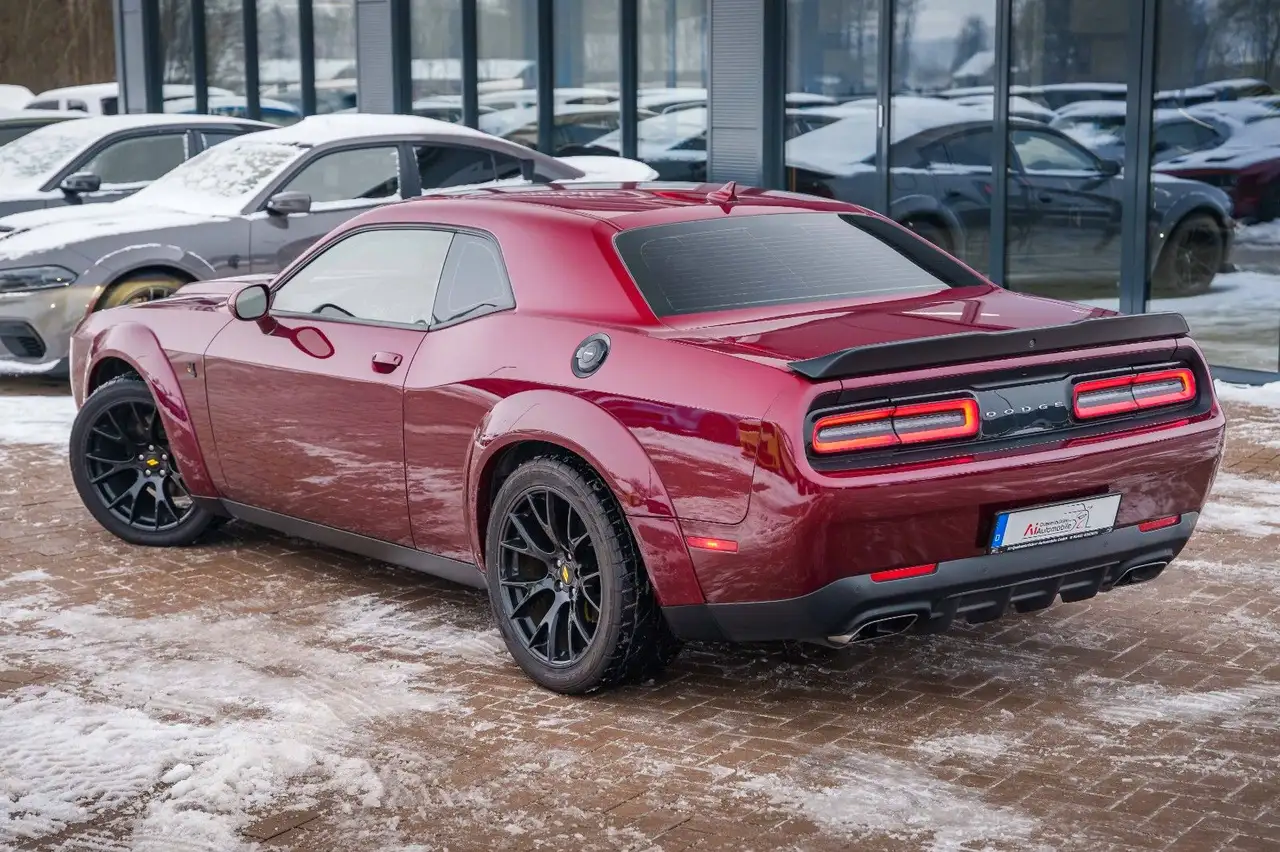Dodge Challenger 2021 — фото 14