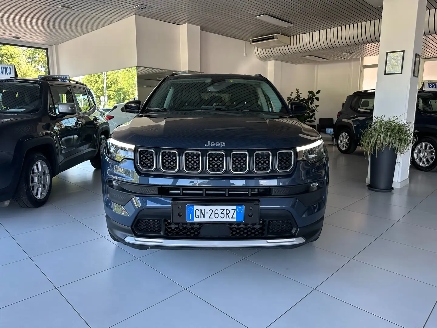 Jeep Compass 1.3turbo t4 phev LIMITED 4xe auto SOLO KM31000 FUL Azul - 2
