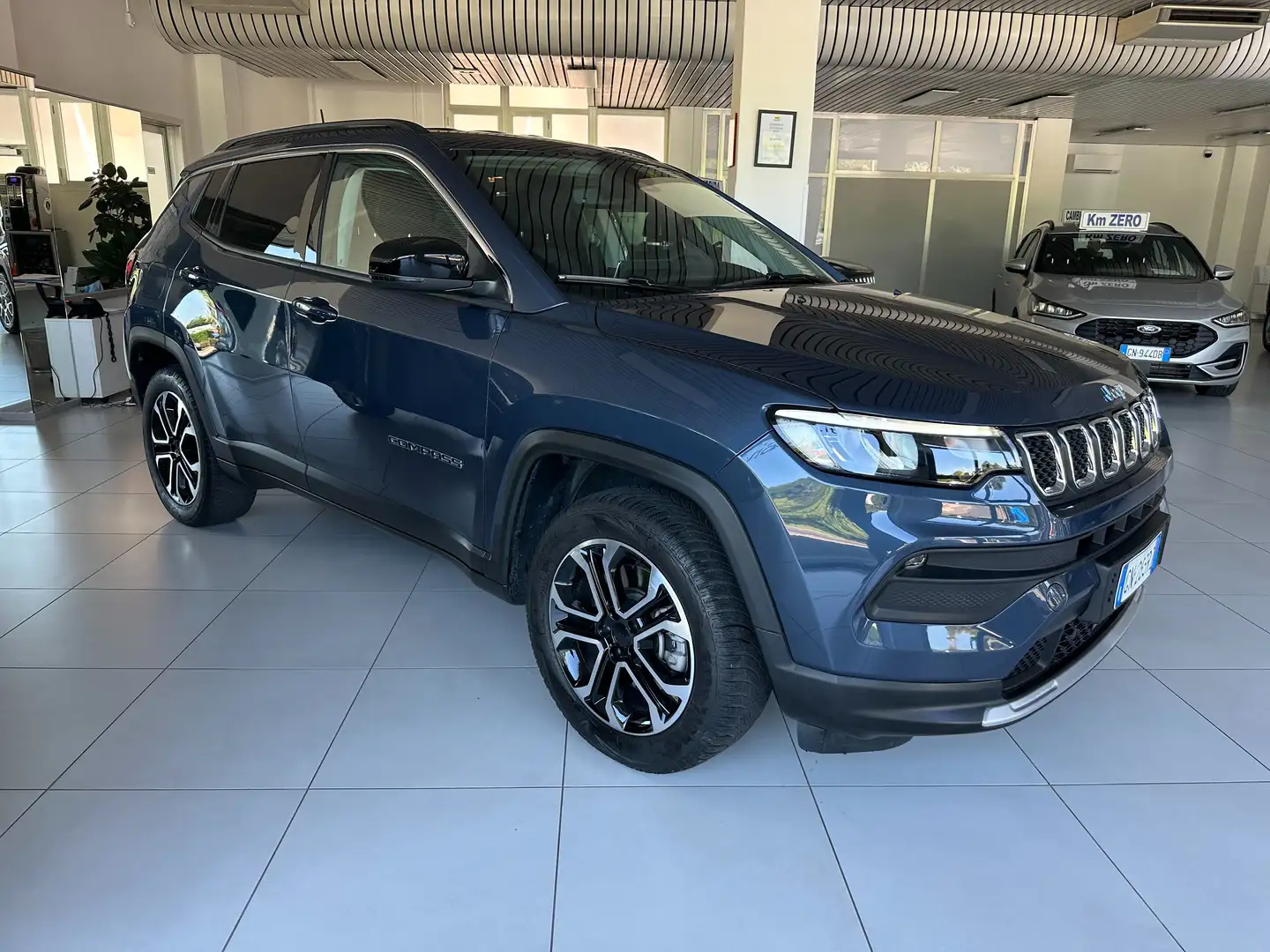 Jeep Compass 1.3turbo t4 phev LIMITED 4xe auto SOLO KM31000 FUL Azul - 1