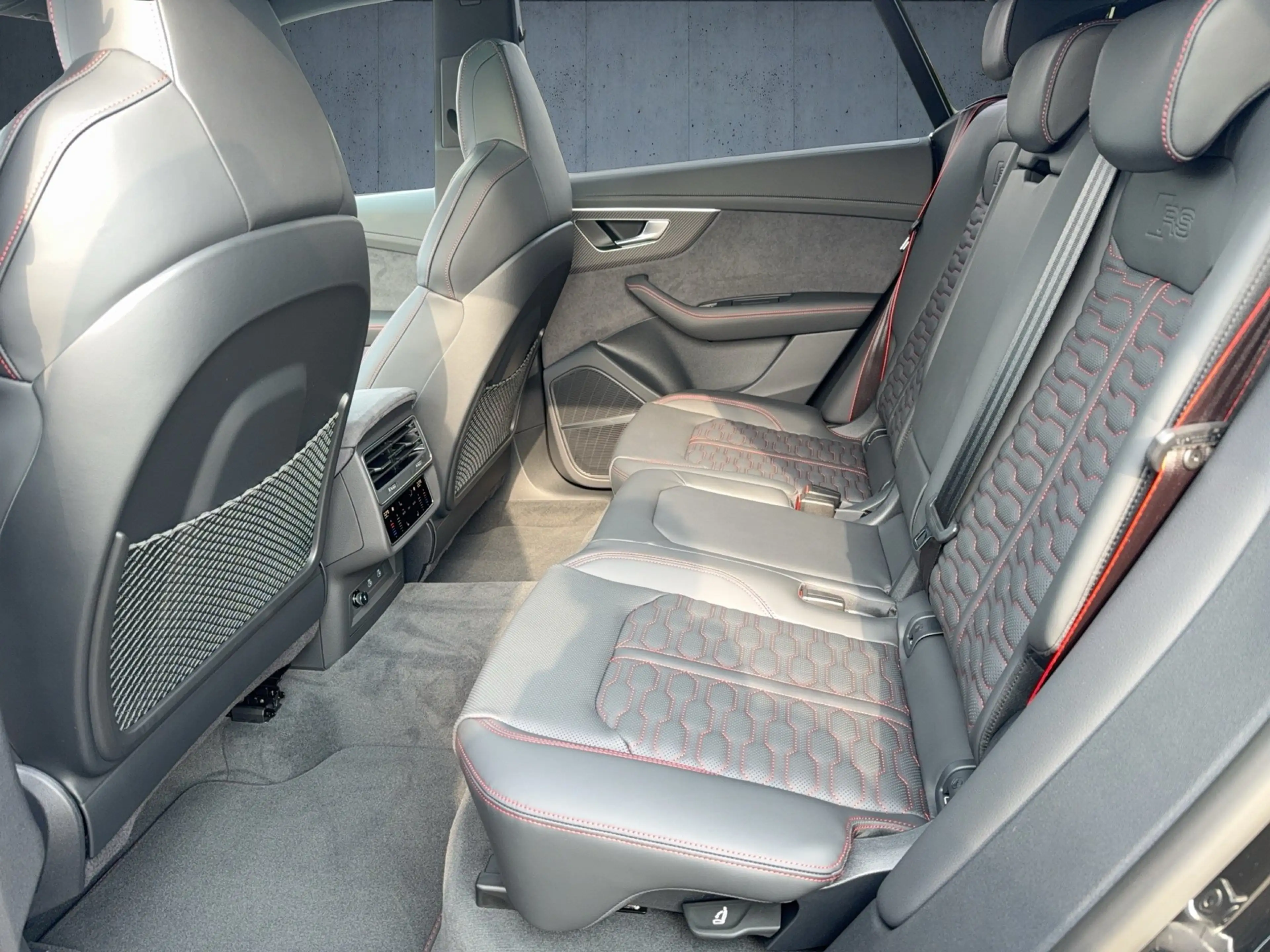 Audi RS Q8 SUV performance tiptr. FwpAdv Keramik 305Vm — photo 13