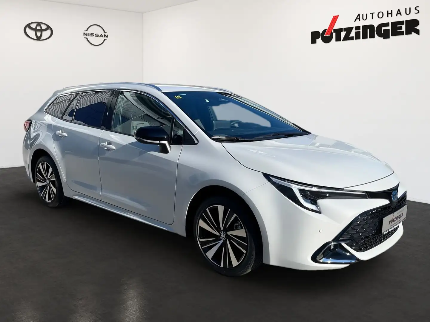 Toyota Corolla TS 1.8 Hybrid Teamplayer,Technik,Bi-LED Silber - 2