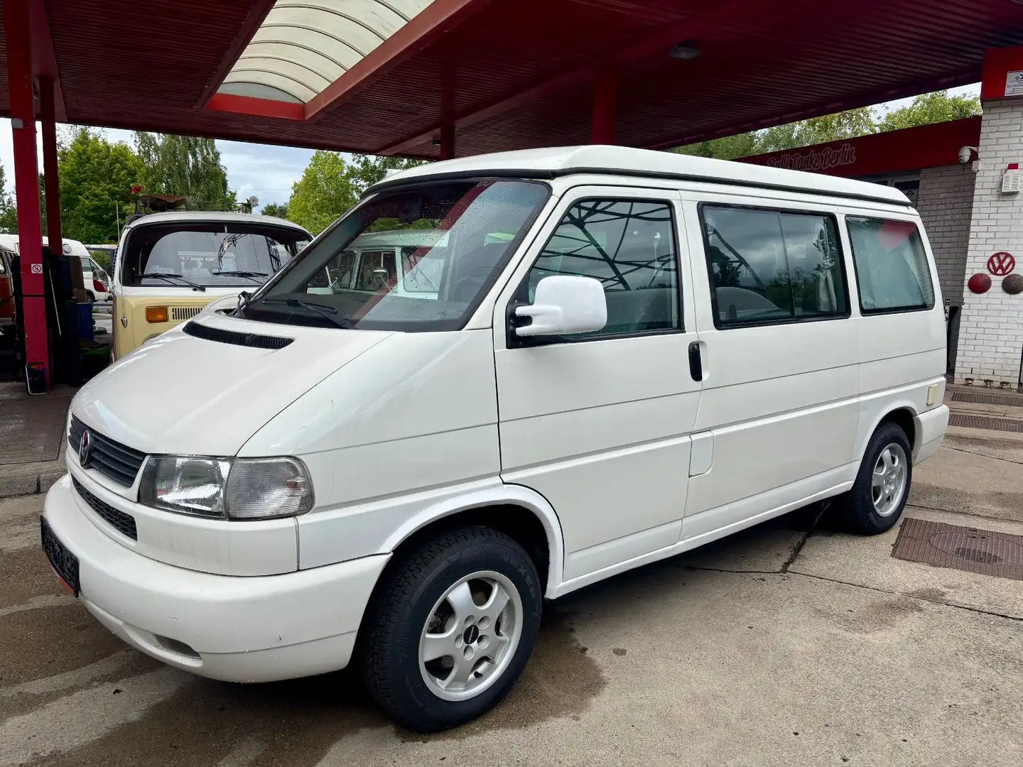 Volkswagen T4 California 2,5l TDI Zahnrie NEU AHK Wit - 1