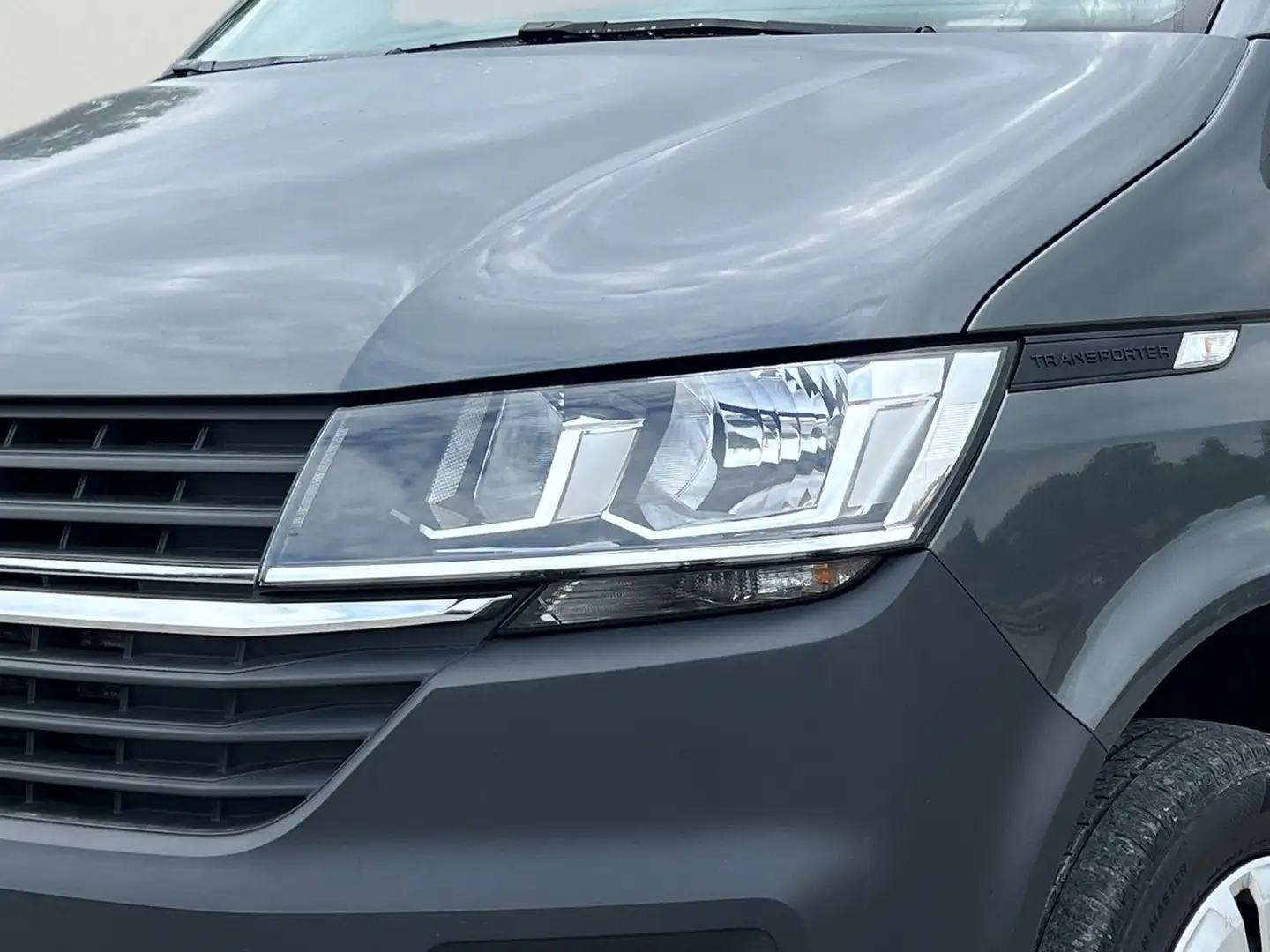 Volkswagen T6.1 Transporter FWD*FWD*1.Hand*Kamera*DSG*AHK* Gris - 2