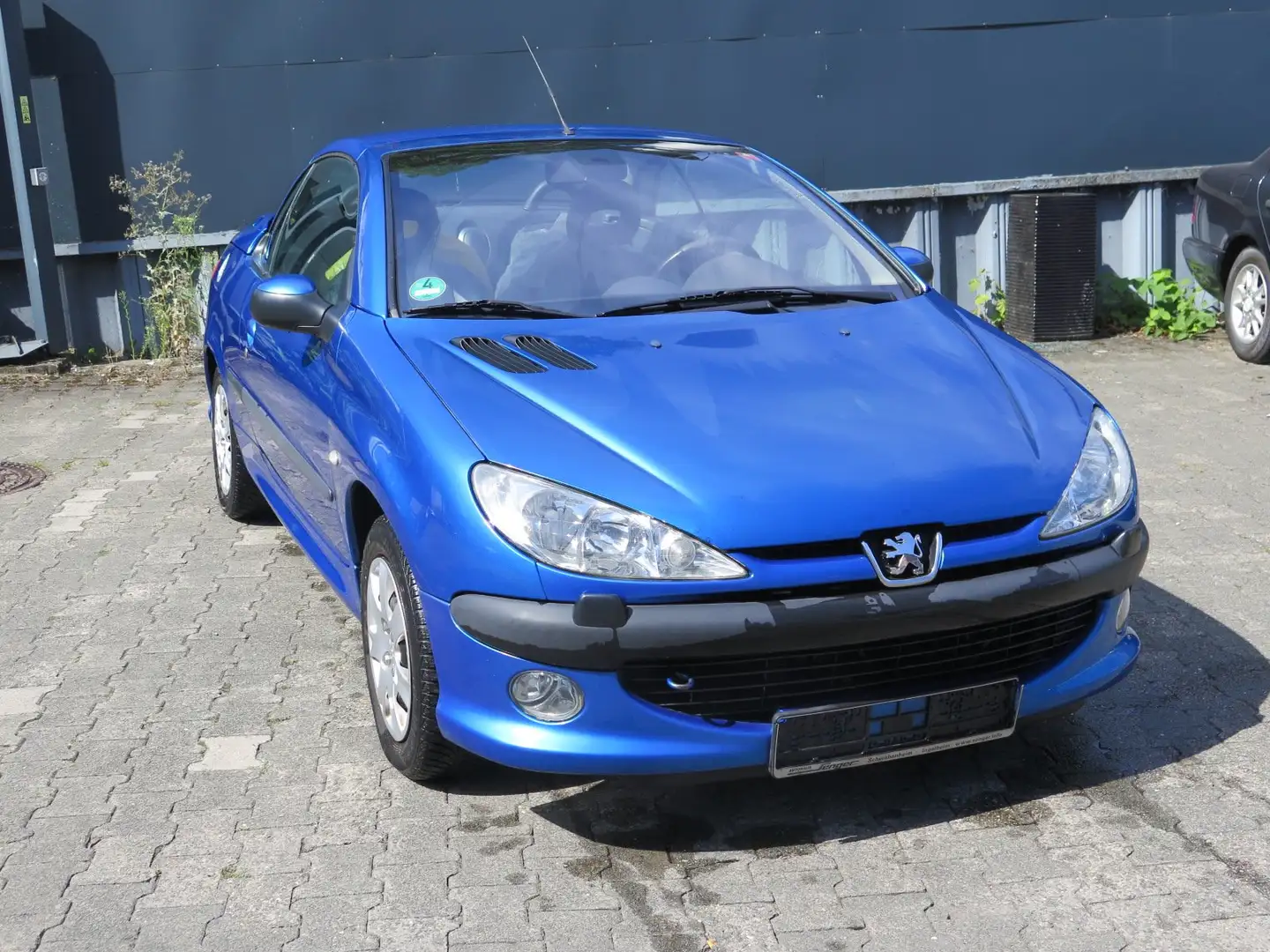 Peugeot 206 CC Platinum Tüv 06.27 Insp. Neu Blau - 2
