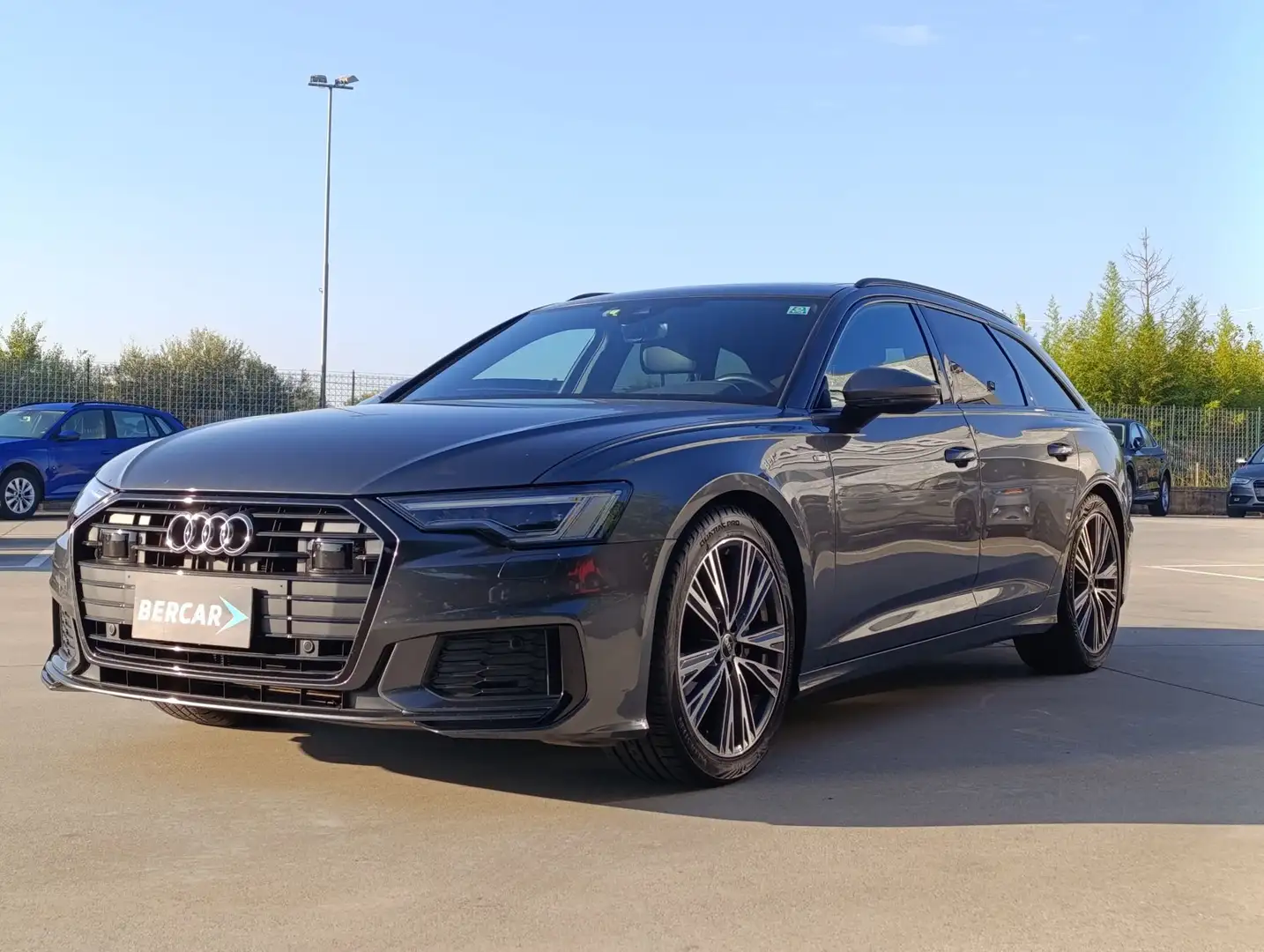 Audi A6 A6 Avant 40 2.0 TDI S tronic Business Sport*S-LIN - 1
