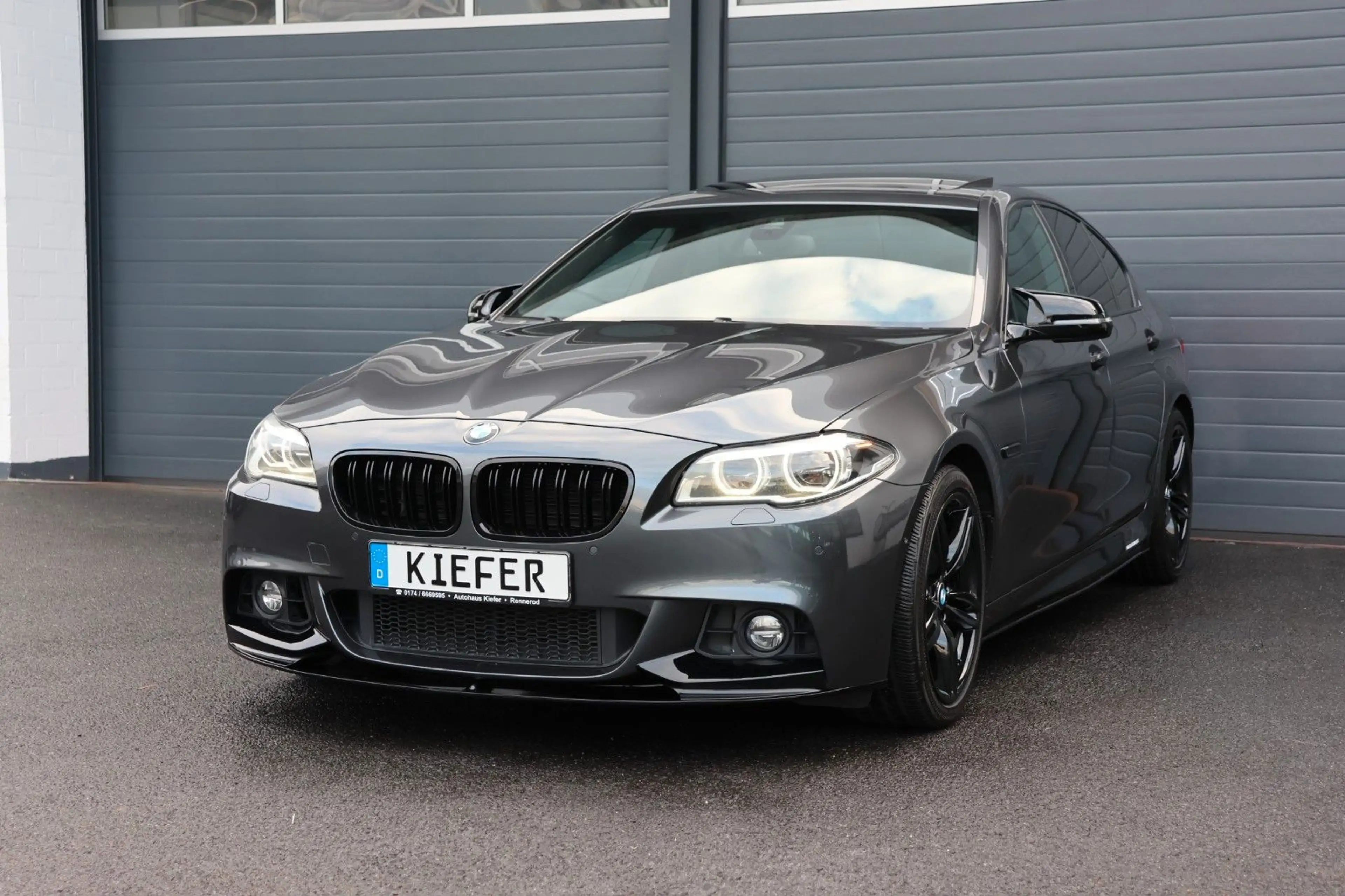 BMW 535 i M/HUD/H&K/TOTW/SHZ/Adaptive LED/SPUR/R19 — photo 3