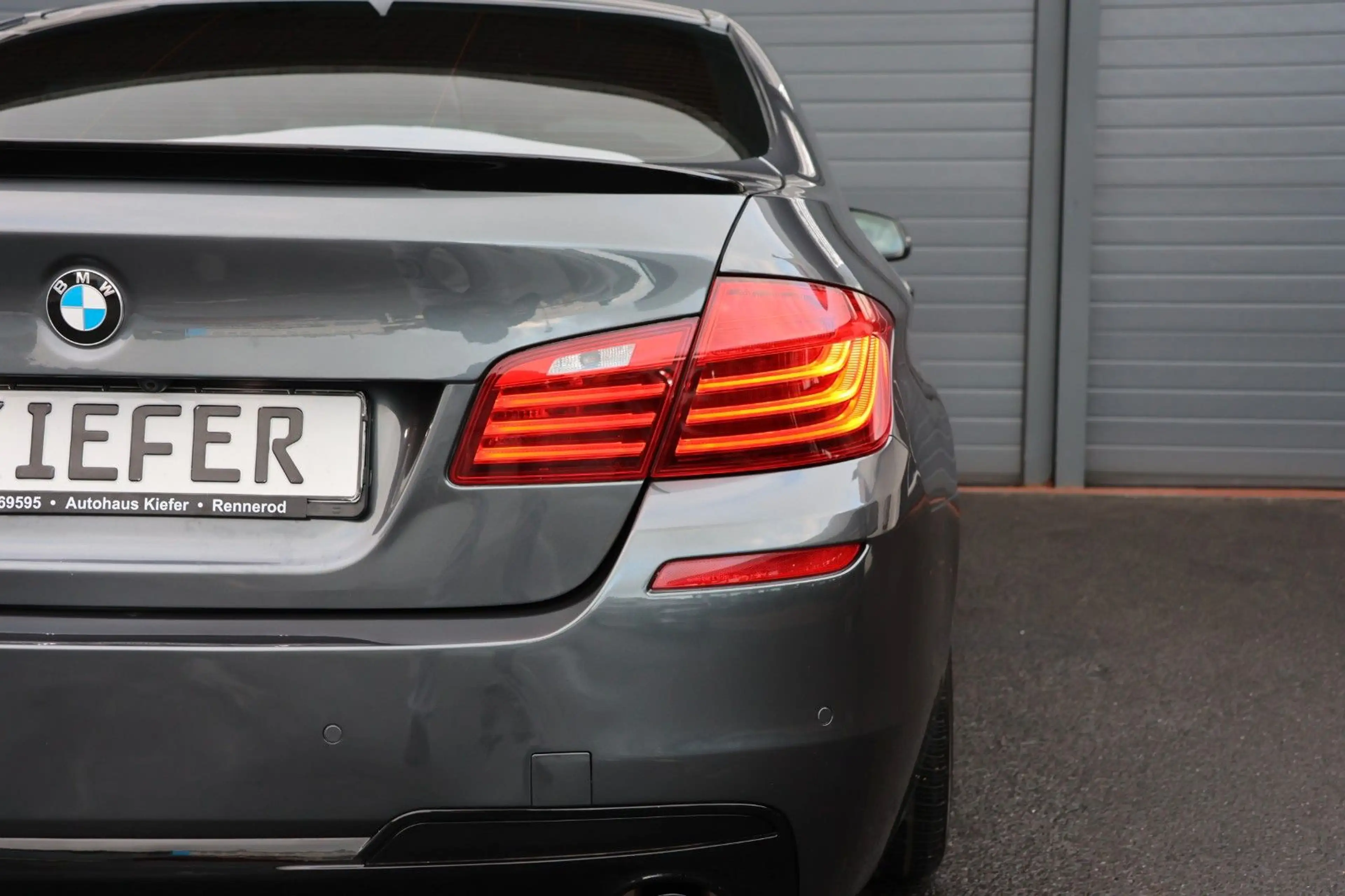 BMW 535 i M/HUD/H&K/TOTW/SHZ/Adaptive LED/SPUR/R19 — photo 7