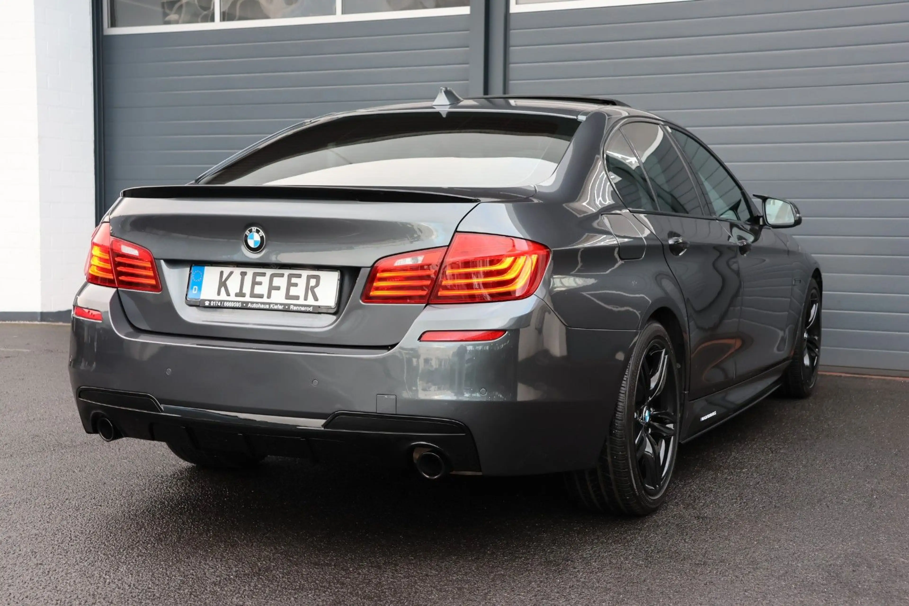 BMW 535 i M/HUD/H&K/TOTW/SHZ/Adaptive LED/SPUR/R19 — photo 6