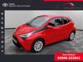 Toyota Aygo X Rood - thumbnail 1