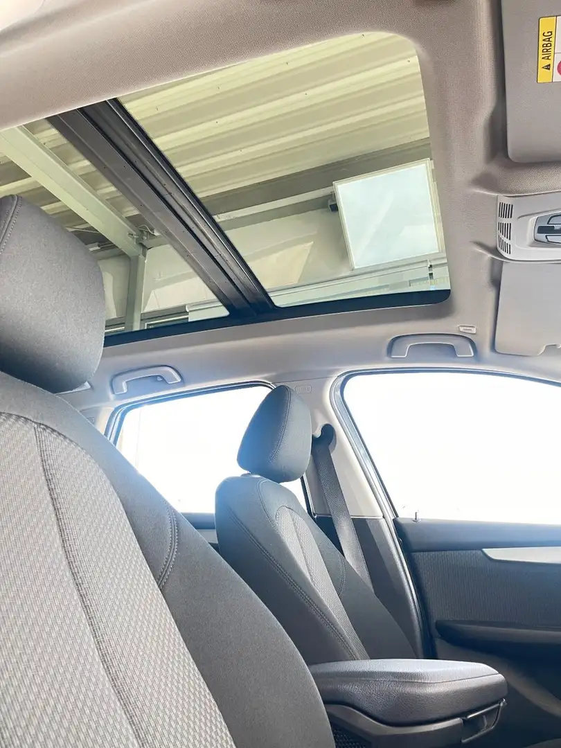 BMW 225 xe Aut.Hybrid KAMERA PANORAMA LED Szürke - 2