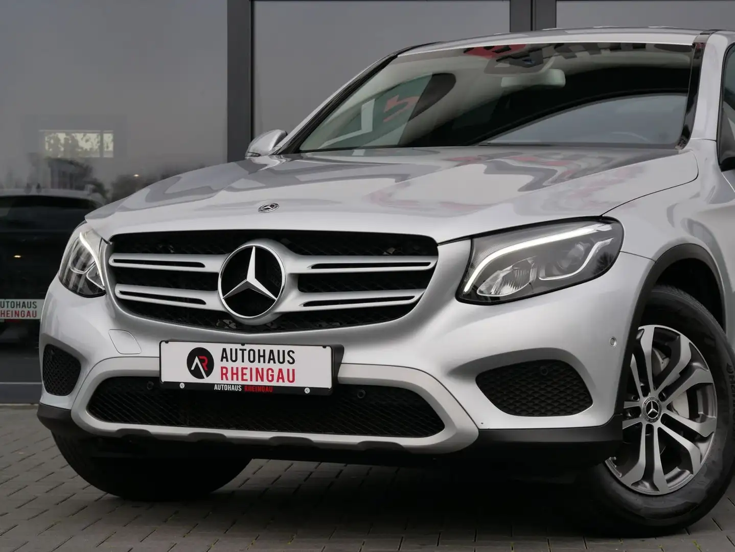 Mercedes-Benz GLC 250 4Matic LED LEDER GARANTIE Argent - 2