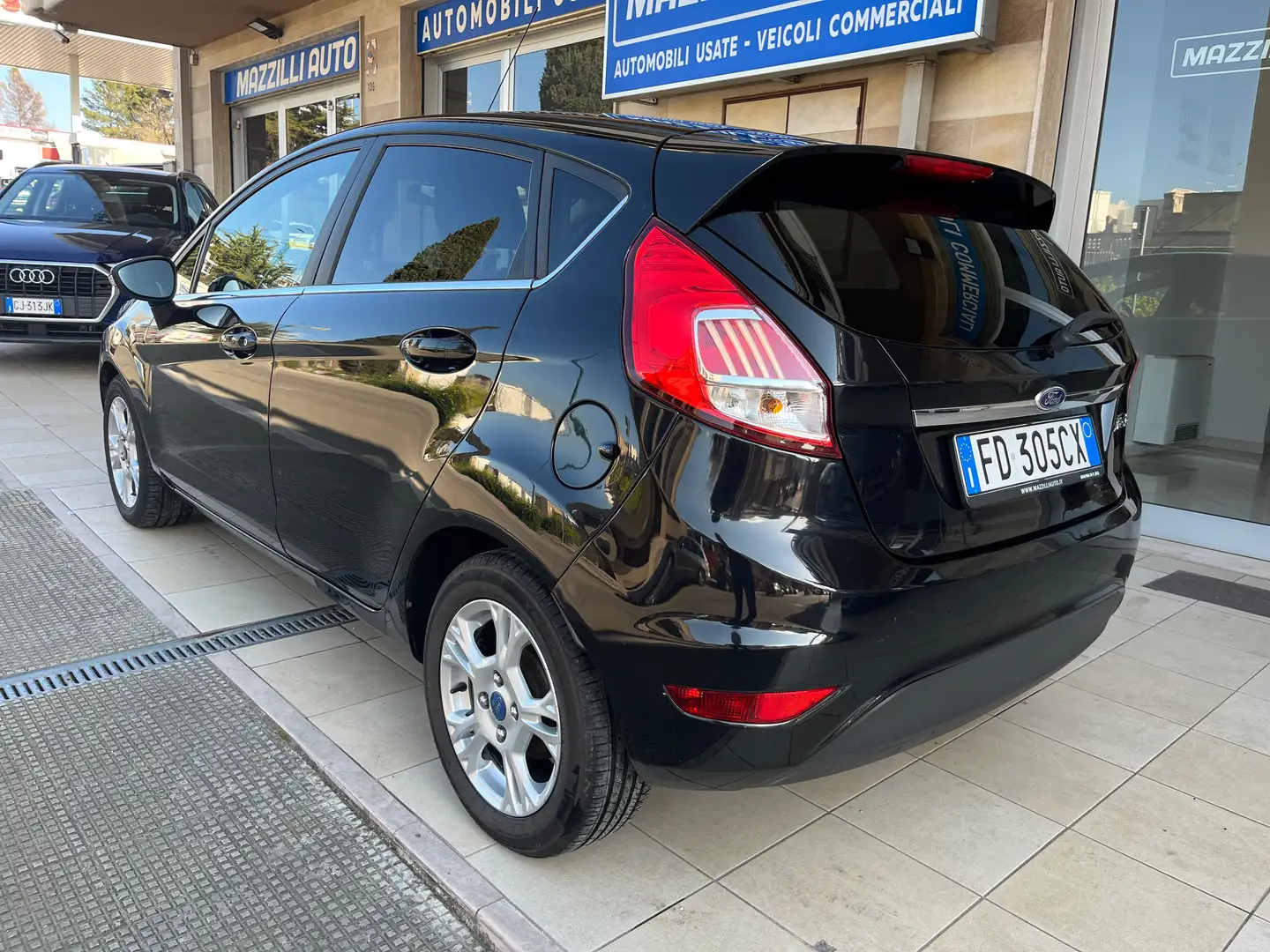Ford Fiesta Fiesta 5p 1.5 tdci Titanium 75cv E6 Nero - 2