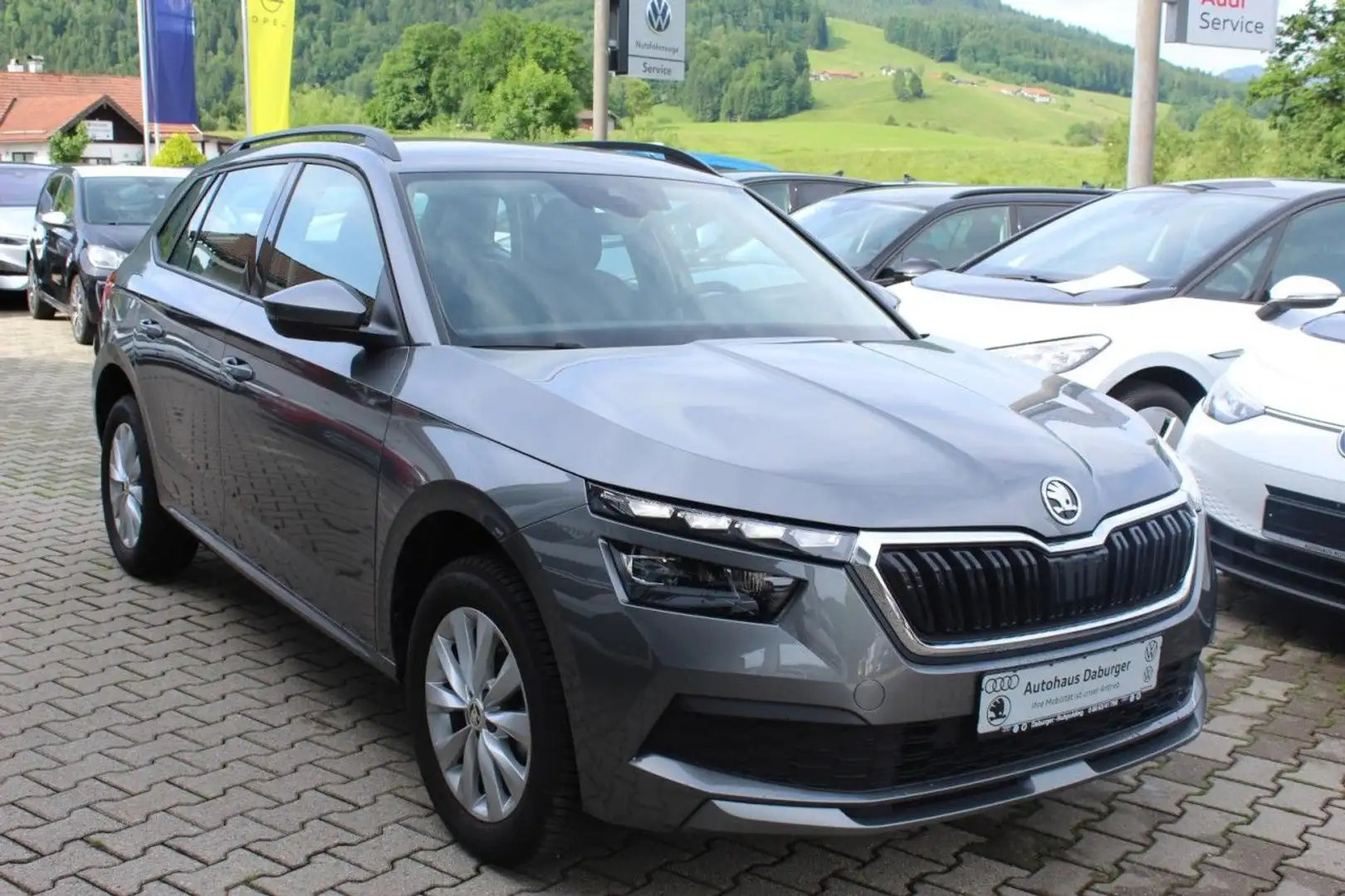 Skoda Kamiq 1.0 TSI Ambition Sitzheizung+SmartLink Šedá - 2