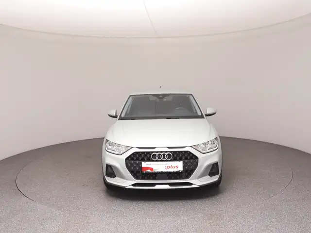 Audi A1 view 3
