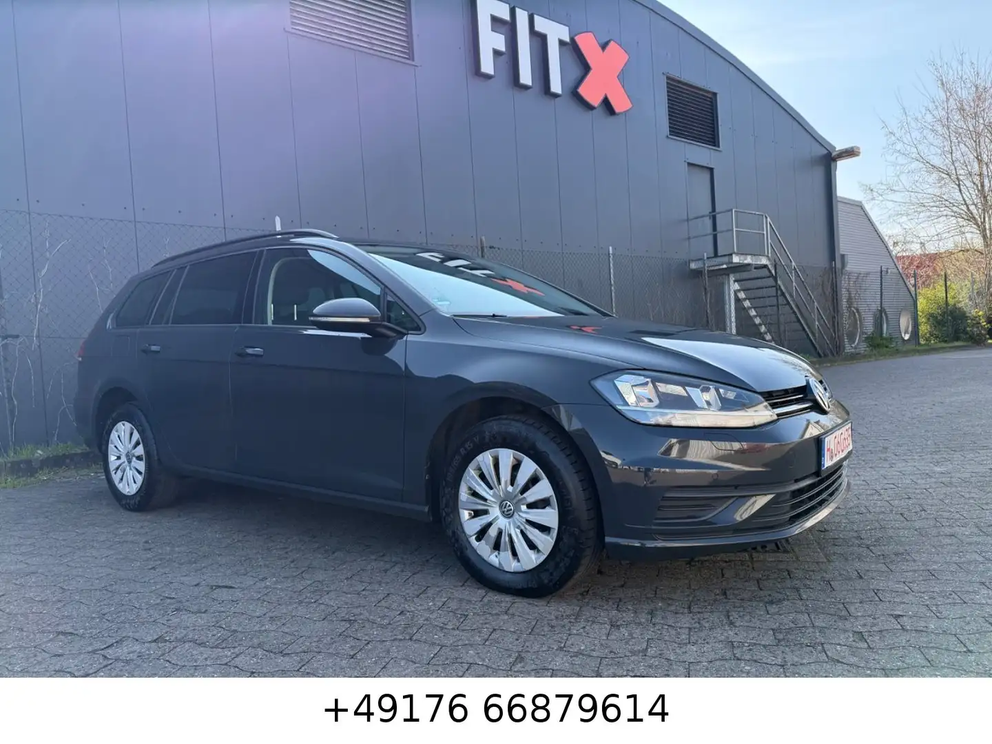 Volkswagen Golf VII Variant Trendline BMT/Start-Stopp  AHK Grau - 1