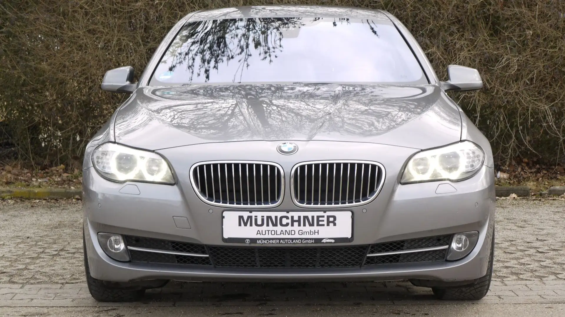 BMW 520 d Limousine NaviPro*Sportsitze*Head-Up*18zoll Grau - 2