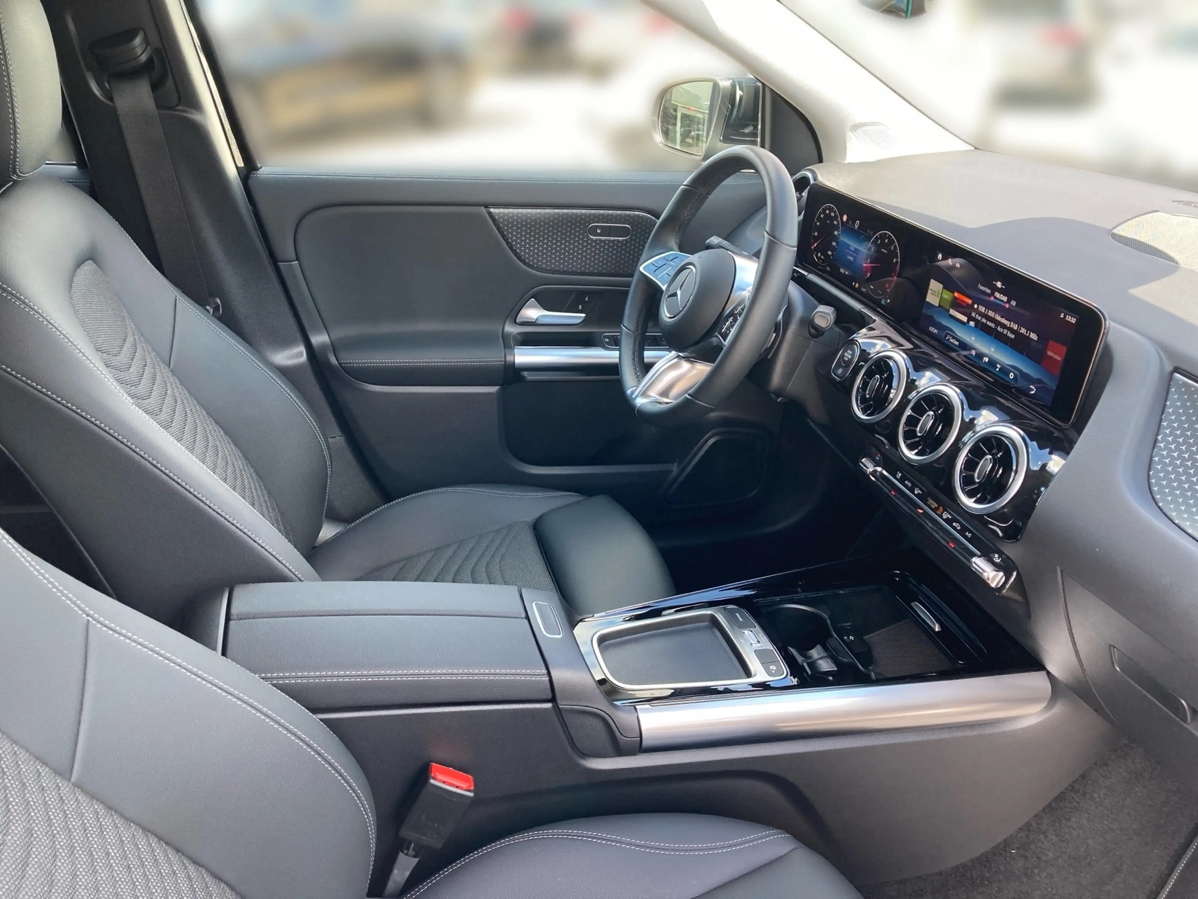 Mercedes-Benz GLA 220 4M Progressive+AHK+Kam+LED+Navi+SHZ+PTS — photo 10