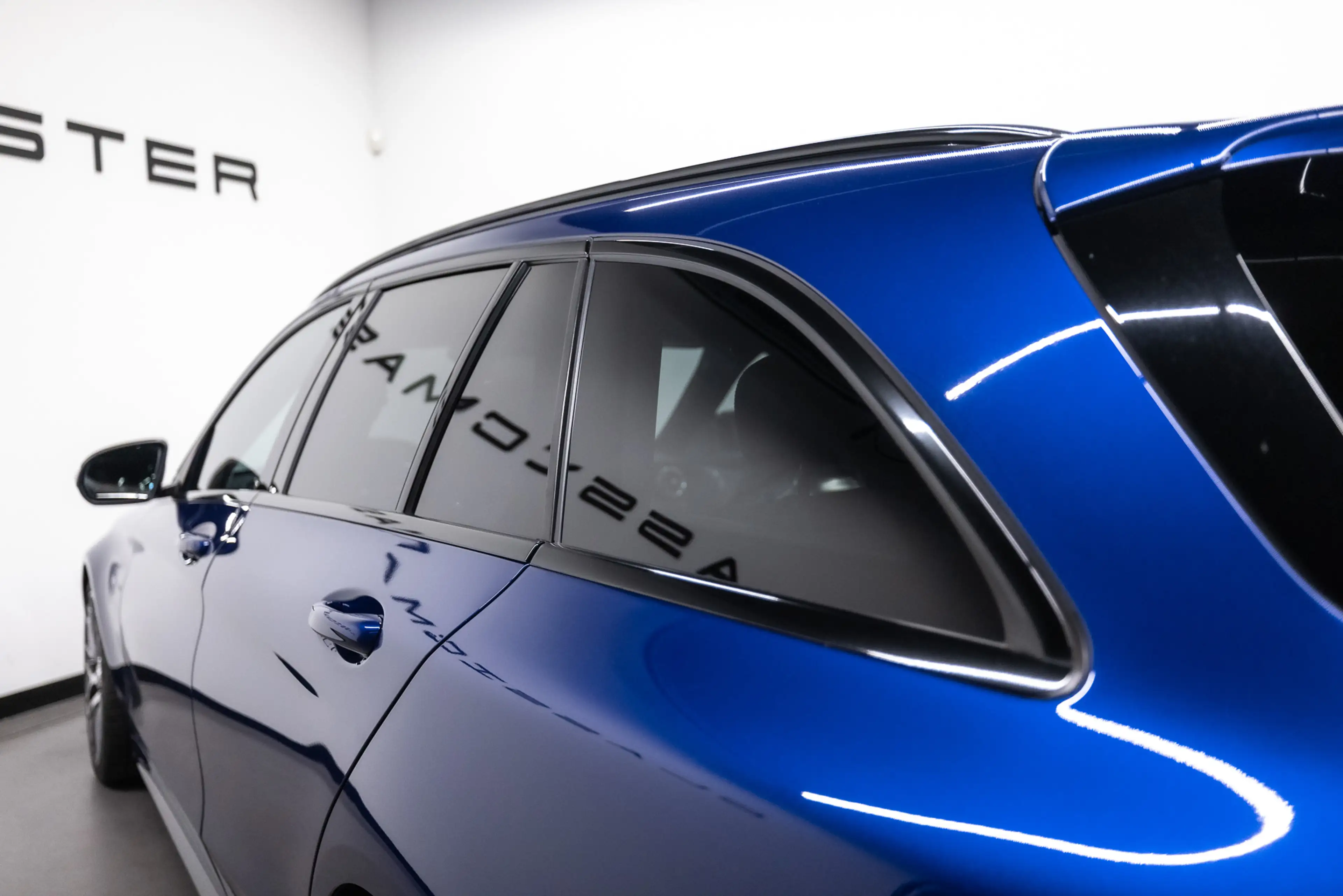 Mercedes-Benz C 63 AMG Estate S Edition 1 Schaalstoelen, Akrapovic, Panor — photo 33