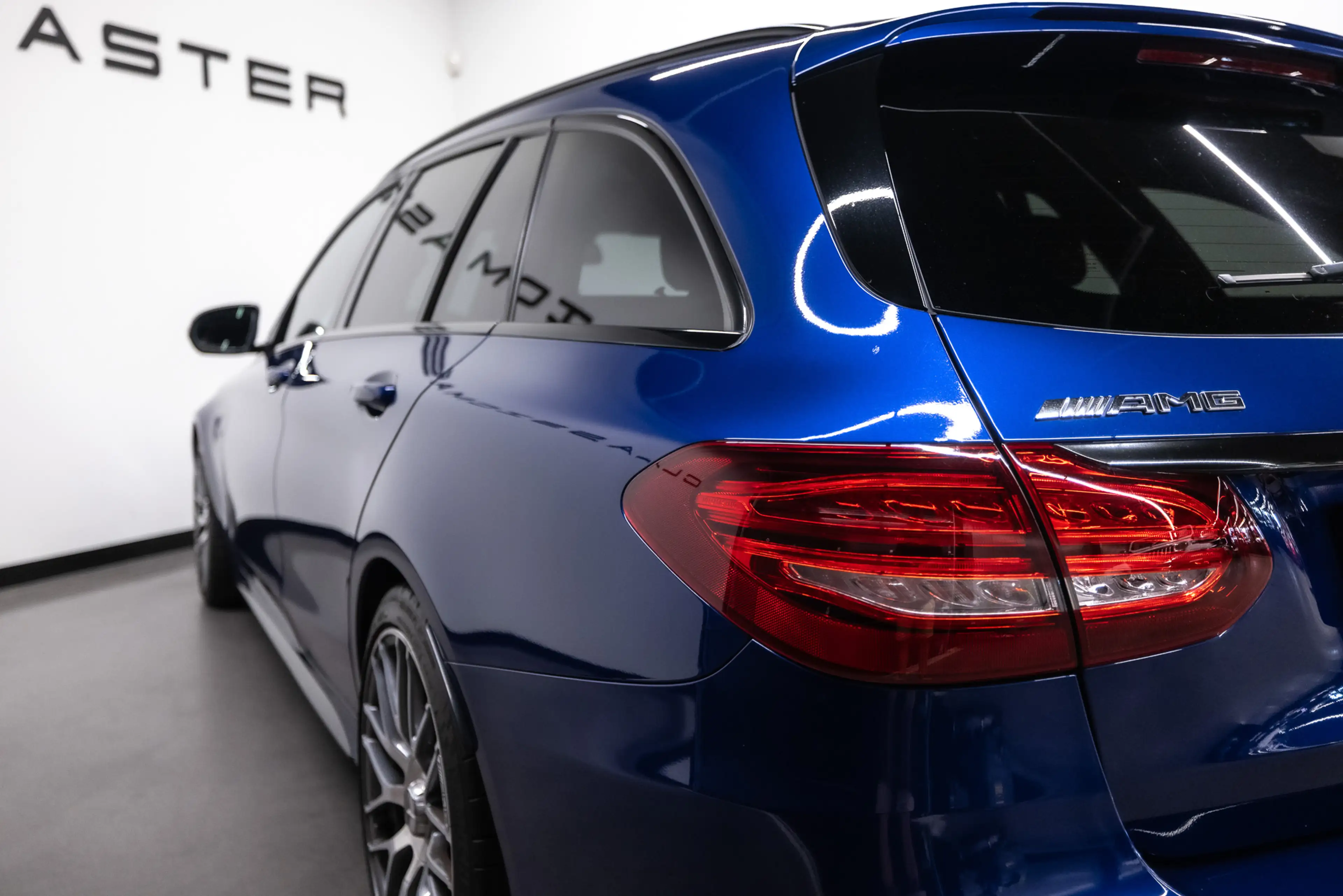 Mercedes-Benz C 63 AMG Estate S Edition 1 Schaalstoelen, Akrapovic, Panor — photo 34