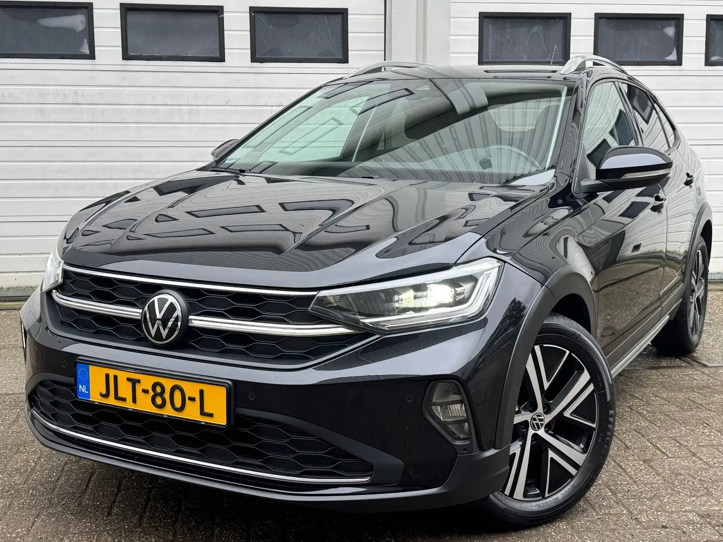 Volkswagen Taigo 1.0 TSI Style automaat/xenon/led/front assist/virt Noir - 1