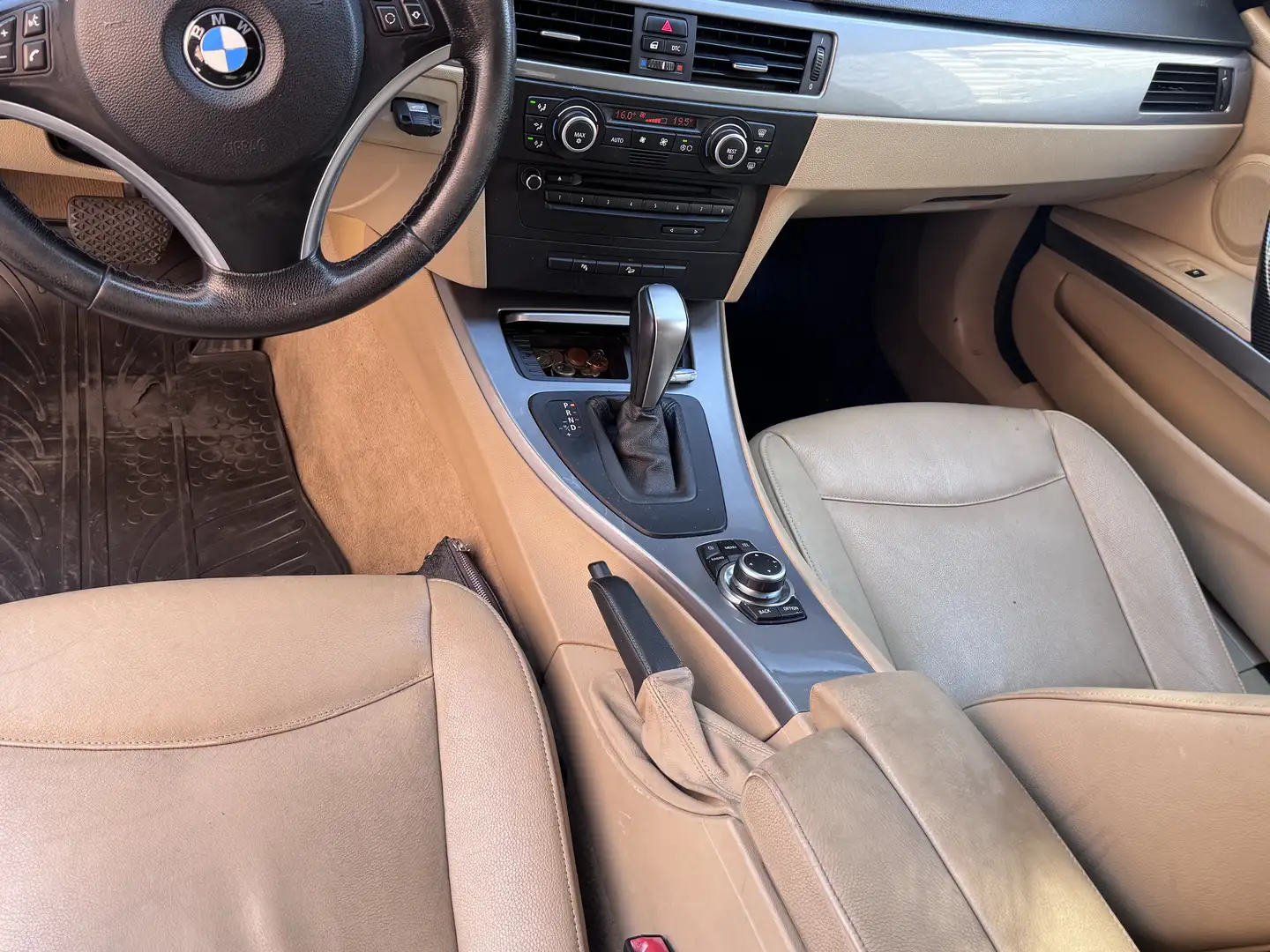 BMW 320 320d Touring xdrive Eletta Gris - 2