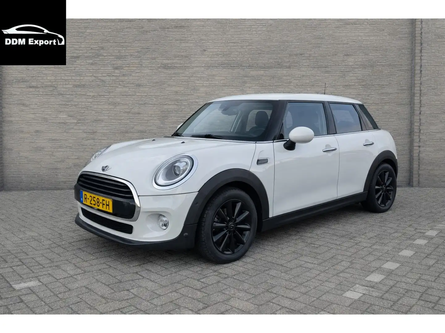 MINI Cooper D Mini 1.5 Chili Serious Business | Navi | Clima | S Blanc - 1