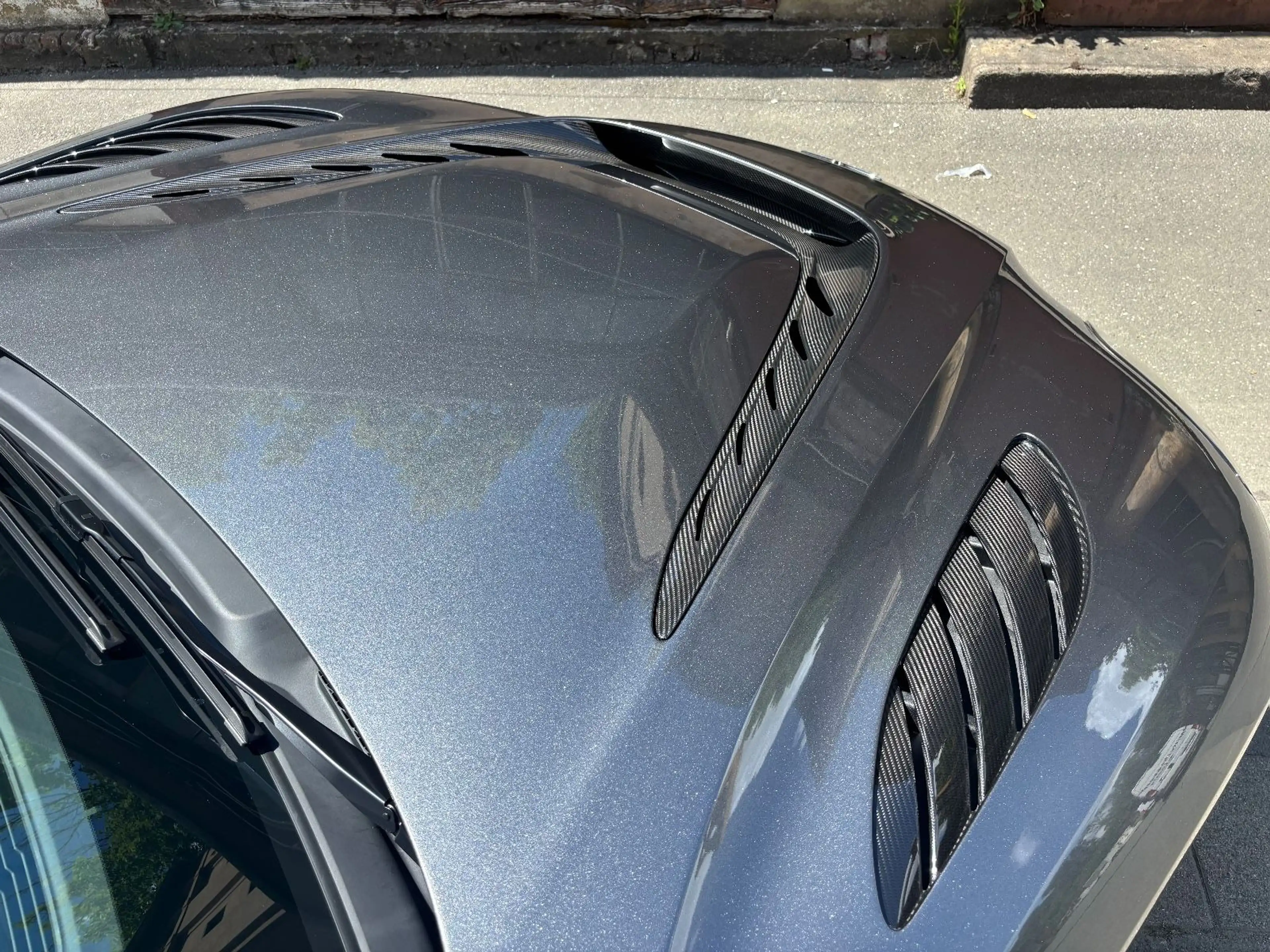 Aston Martin DBS 5.2 V12 770 Ultimate 1/300 Carbon Seats PPF — photo 37