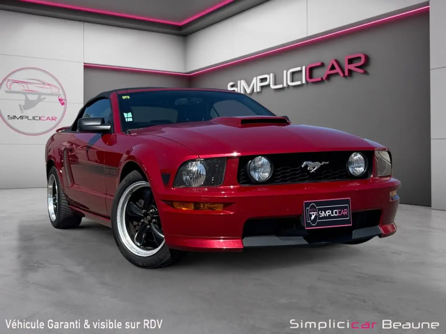 Ford Mustang GT/CS CALIFORNIA SPECIAL V8 4.6L SOHC 24 SOUPAPES  Or - 1