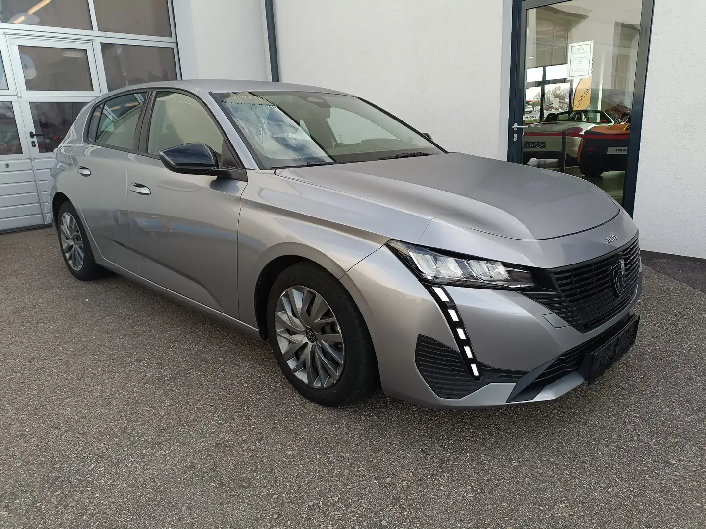 Peugeot 308 PureTech 110 S&S 6-Gang-Manuell Active Pack,Navi Gris - 1