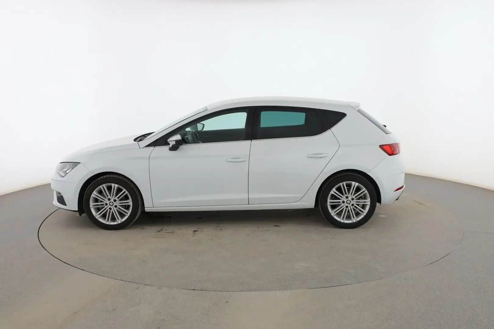 SEAT Leon 1.4 TSI Xcellence Alb - 2