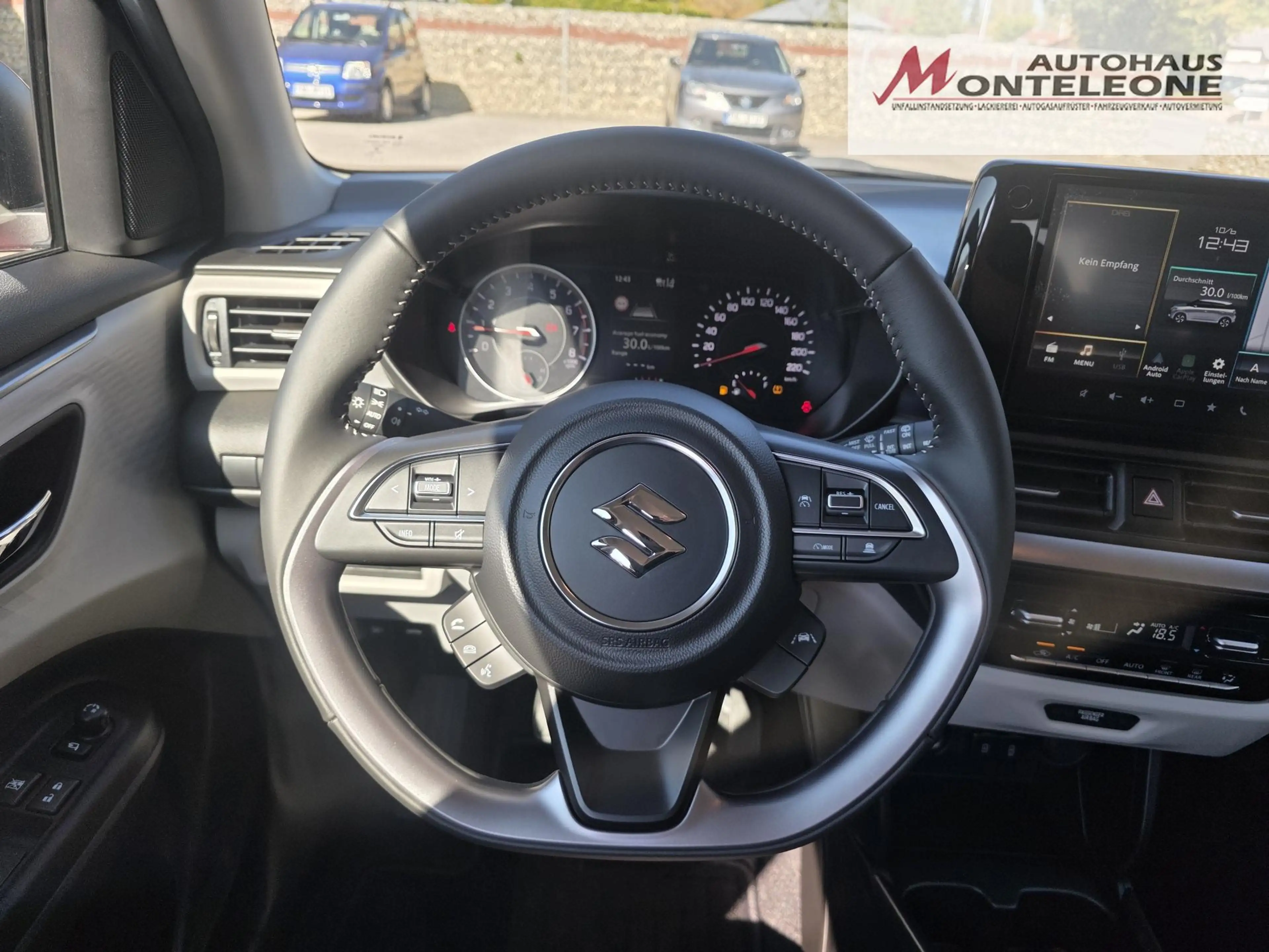 Suzuki Swift SWIFT 1.2 Comfort+ Allgrip Hybrid 4x4 — photo 13