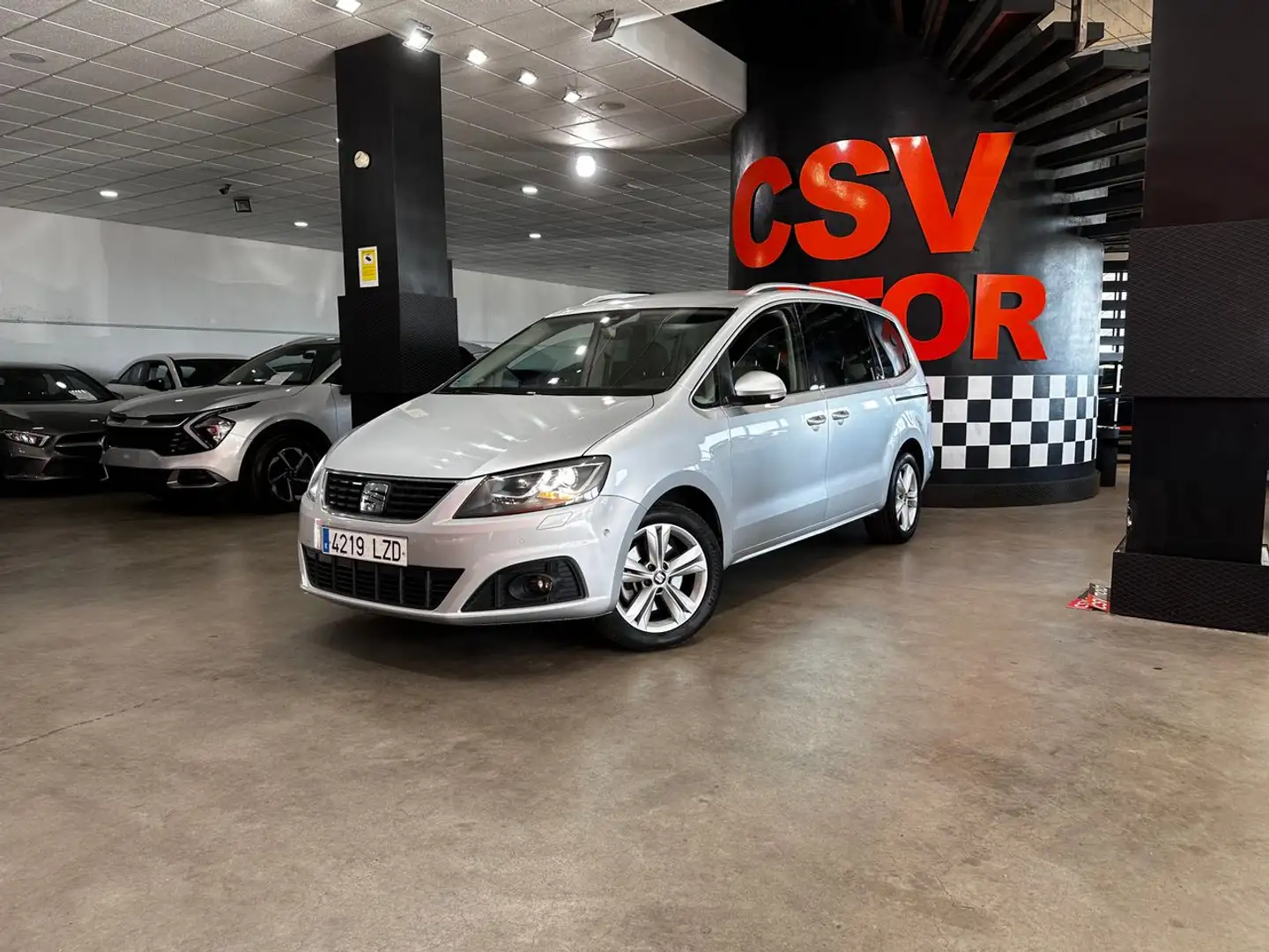 SEAT Alhambra 1.4 TSI S&S Xcellence DSG 7 plazas Plateado - 2