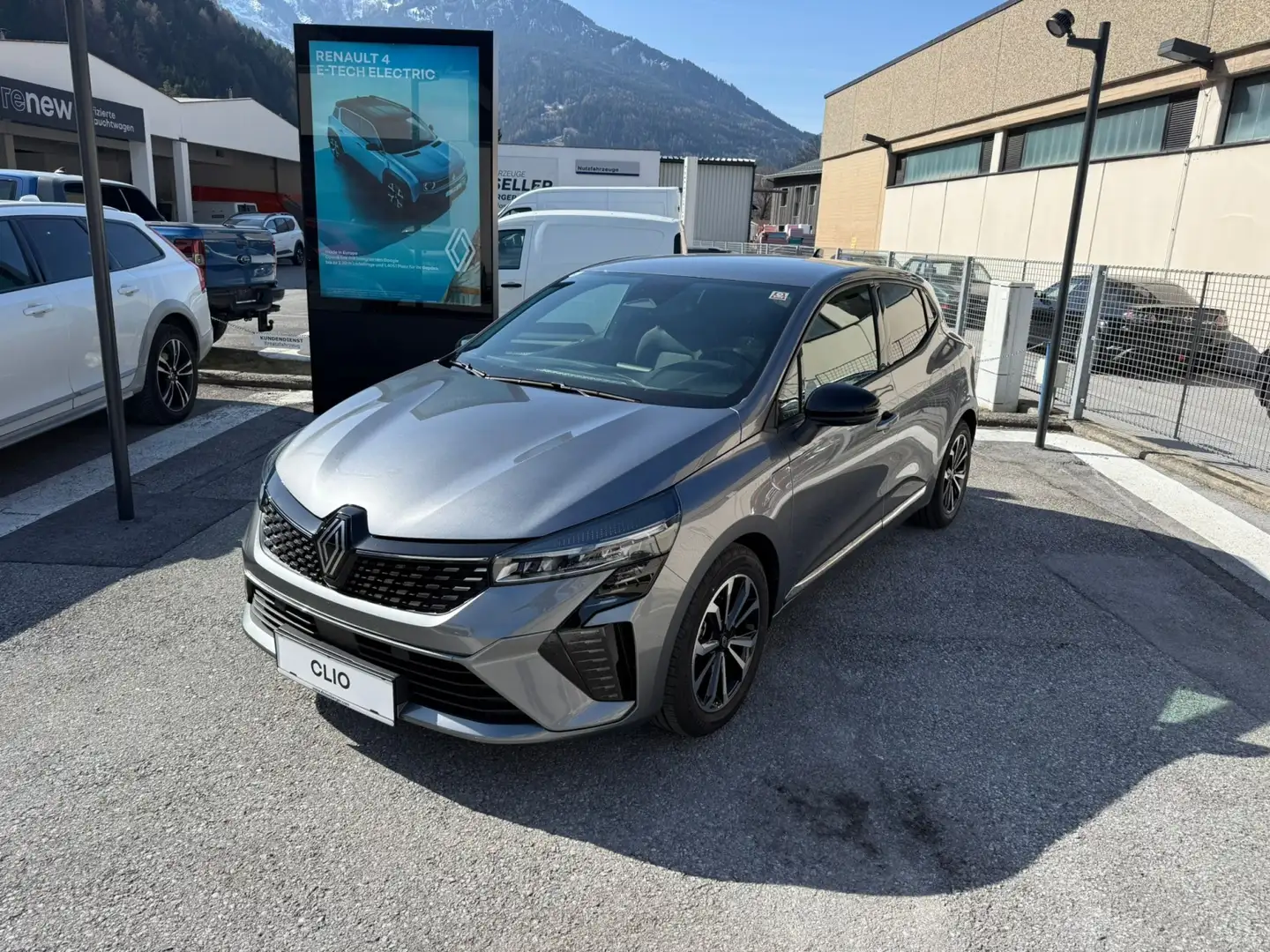 Renault Clio Clio Techno TCe 90 Grau - 1