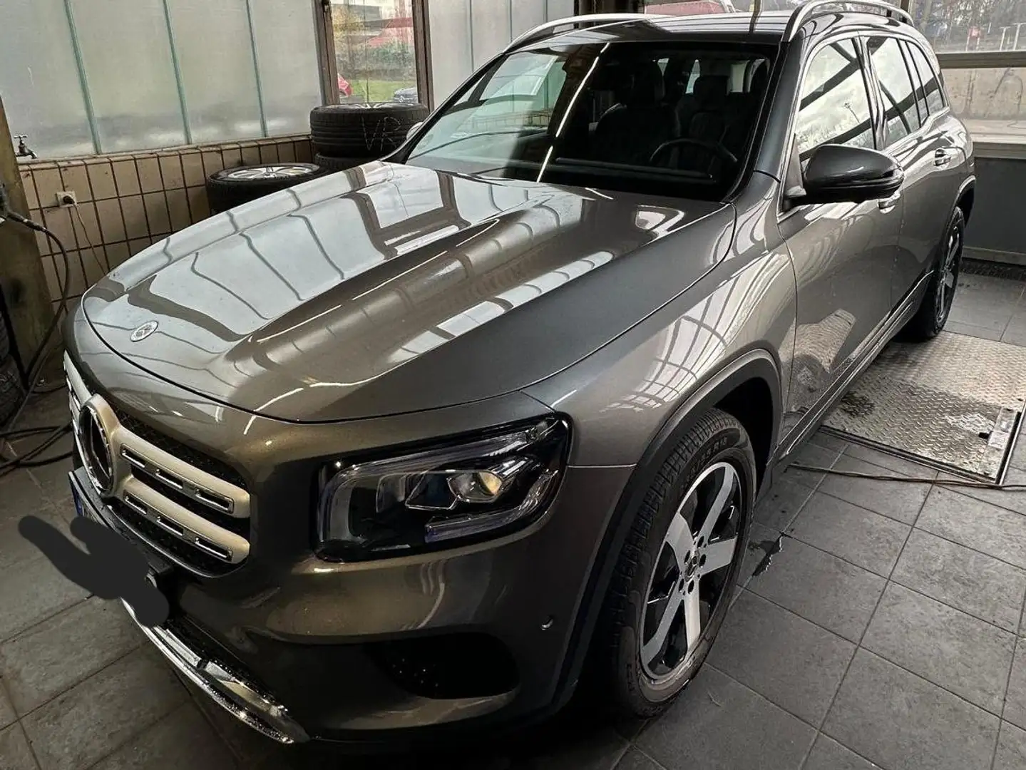 Mercedes-Benz GLB 220 GLB 220 d 4Matic Standheizung  Anhänger Grau - 1