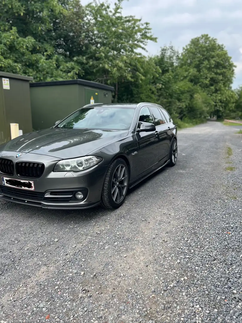 BMW 520 520d Touring Aut. Luxury Line - 2